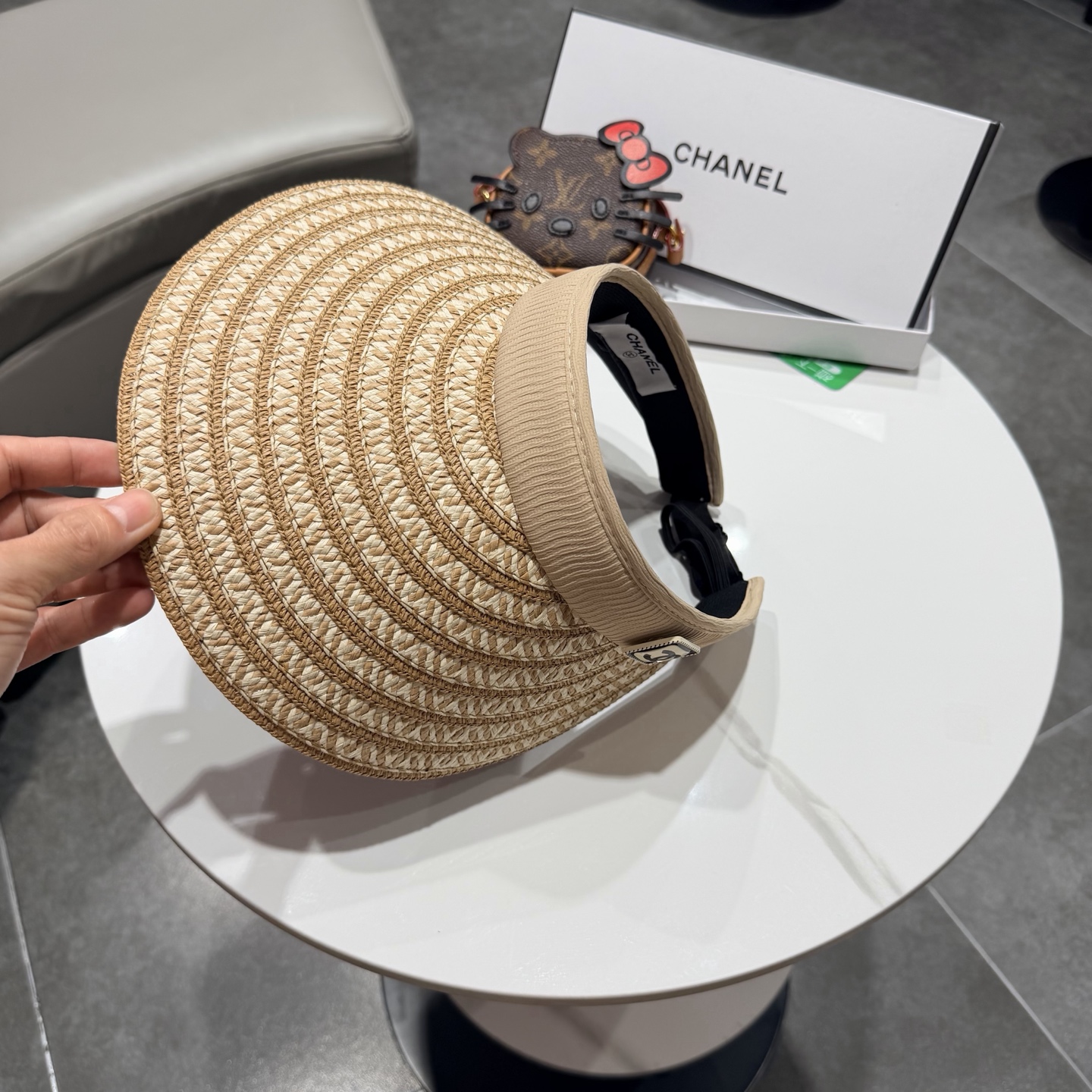 Chanel香奈儿发箍遮阳帽 空顶草帽