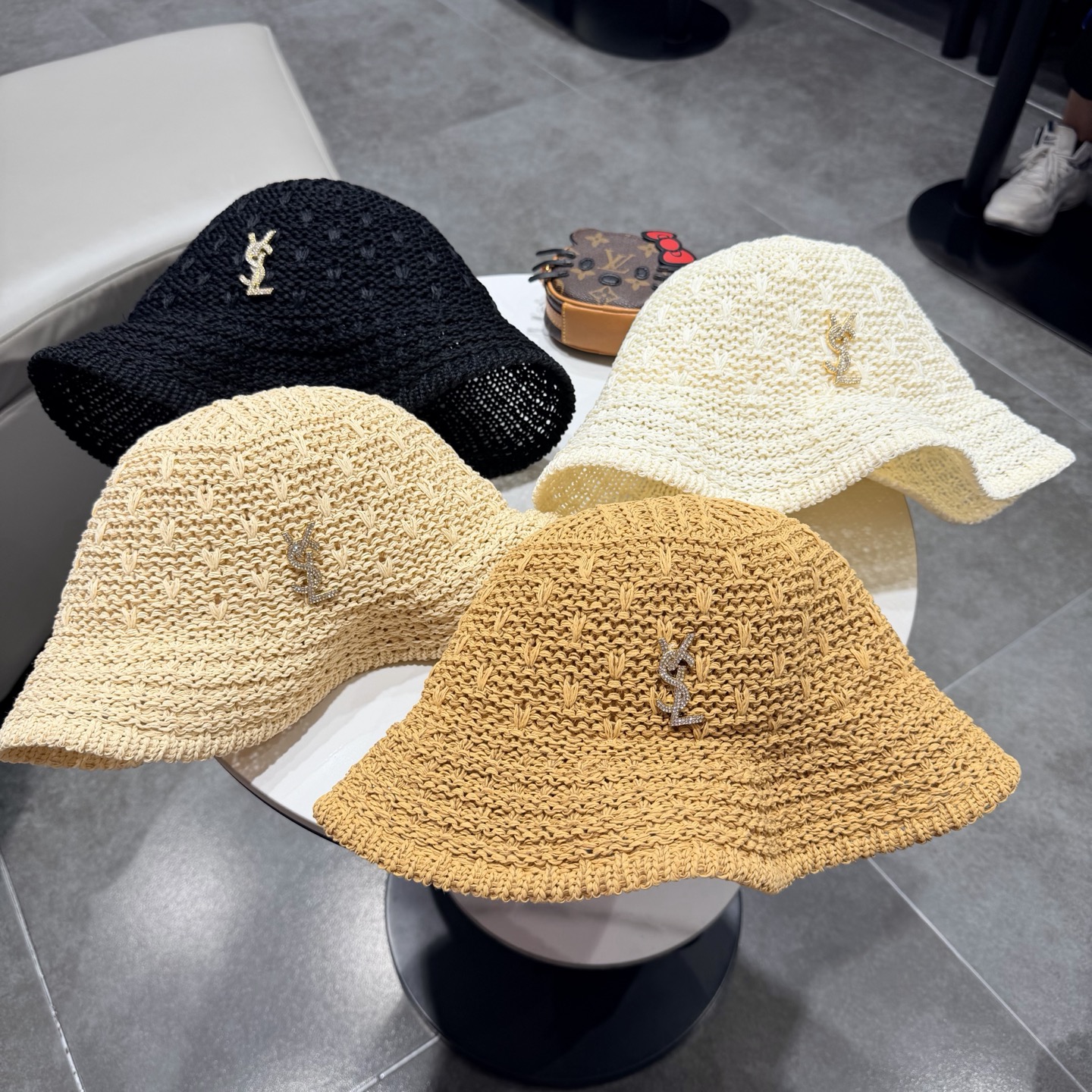 圣罗兰SAINT LAURENT 春夏季针织镂空撞色条纹水桶帽女百搭防晒出游遮阳帽渔夫帽显脸小