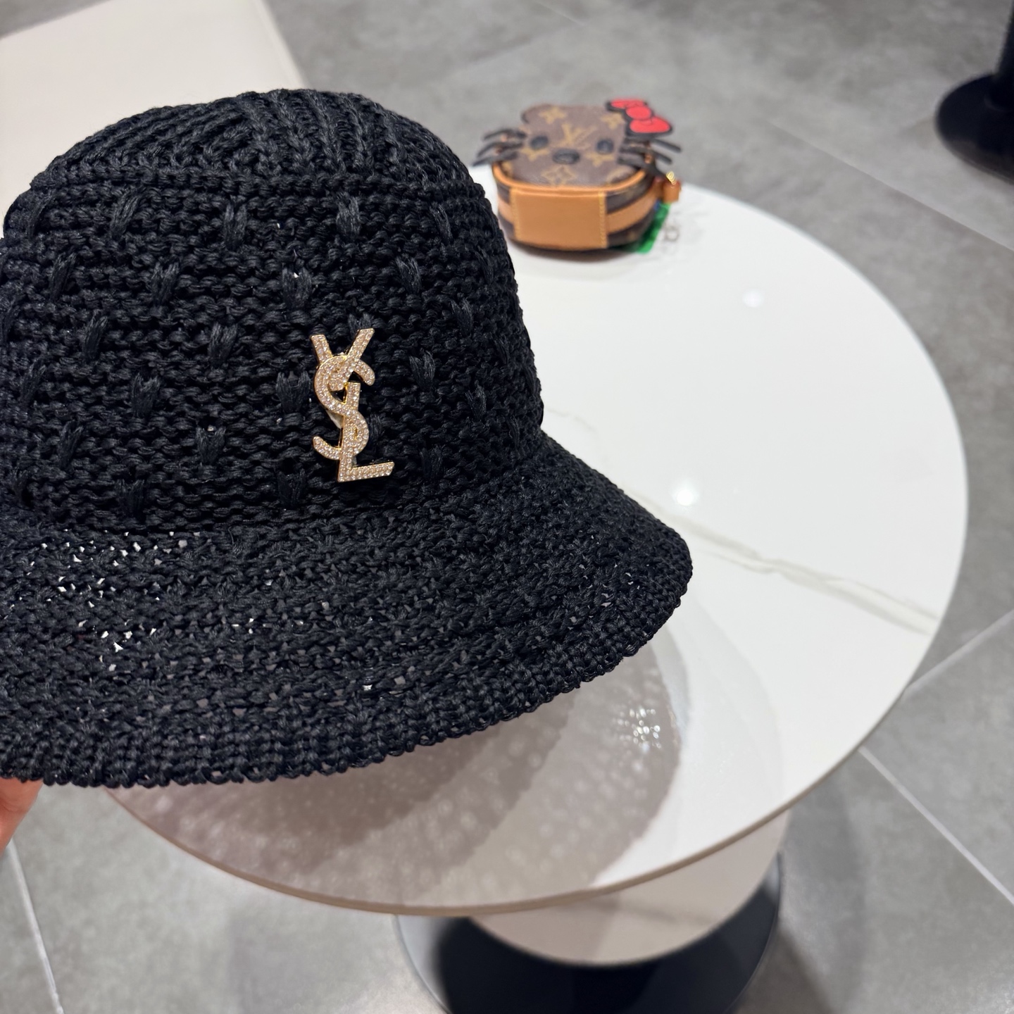 圣罗兰SAINT LAURENT 春夏季针织镂空撞色条纹水桶帽女百搭防晒出游遮阳帽渔夫帽显脸小