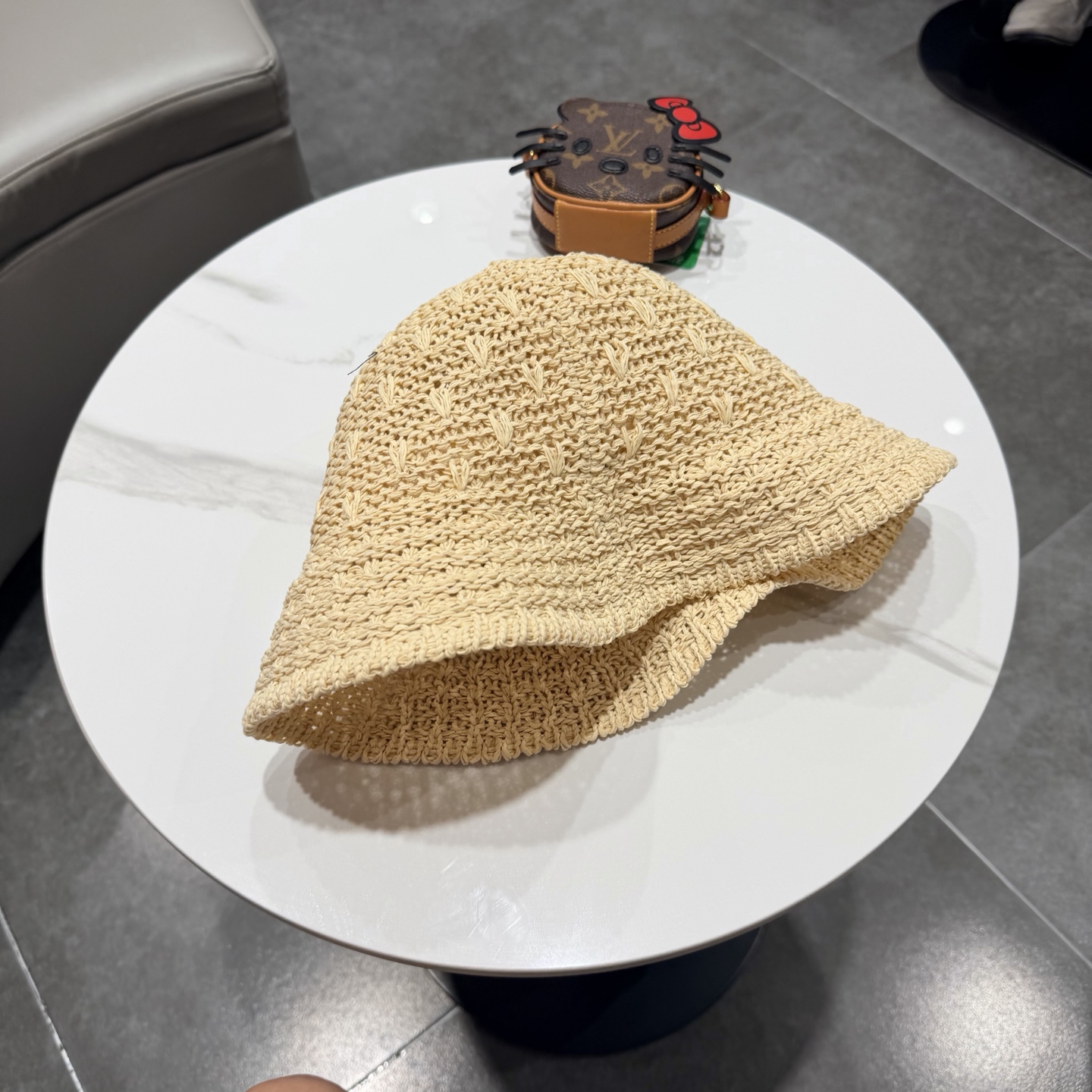 圣罗兰SAINT LAURENT 春夏季针织镂空撞色条纹水桶帽女百搭防晒出游遮阳帽渔夫帽显脸小