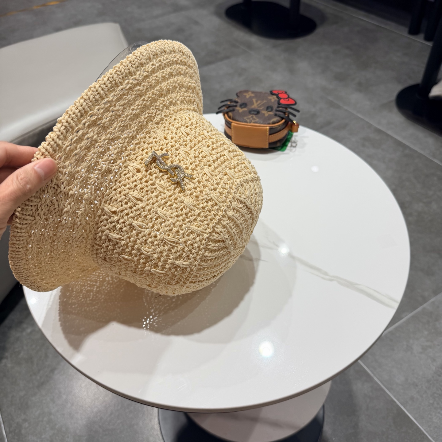 圣罗兰SAINT LAURENT 春夏季针织镂空撞色条纹水桶帽女百搭防晒出游遮阳帽渔夫帽显脸小