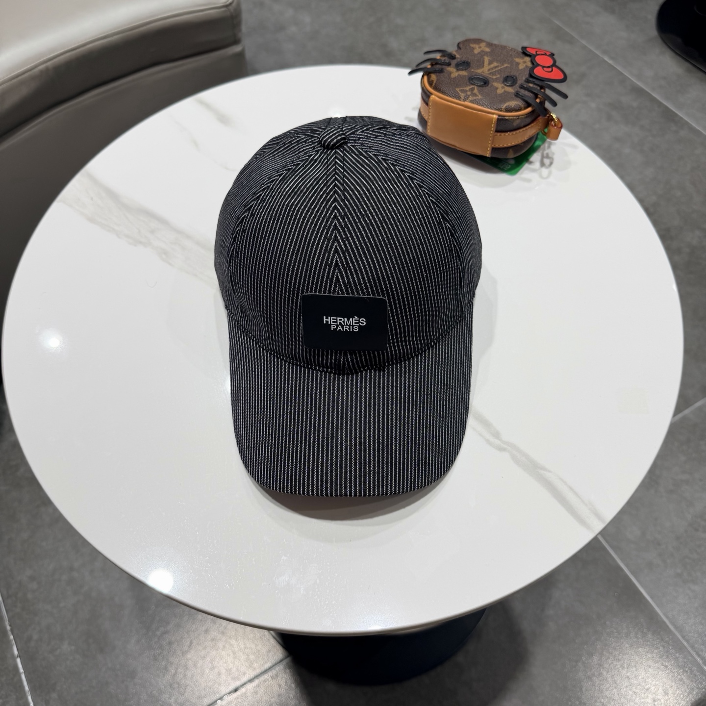 爱马仕Hermes 官网新品经典款 棒球帽🎩 原单品质 火爆来袭。 工艺非常精美[爱心] 高档大气上档次