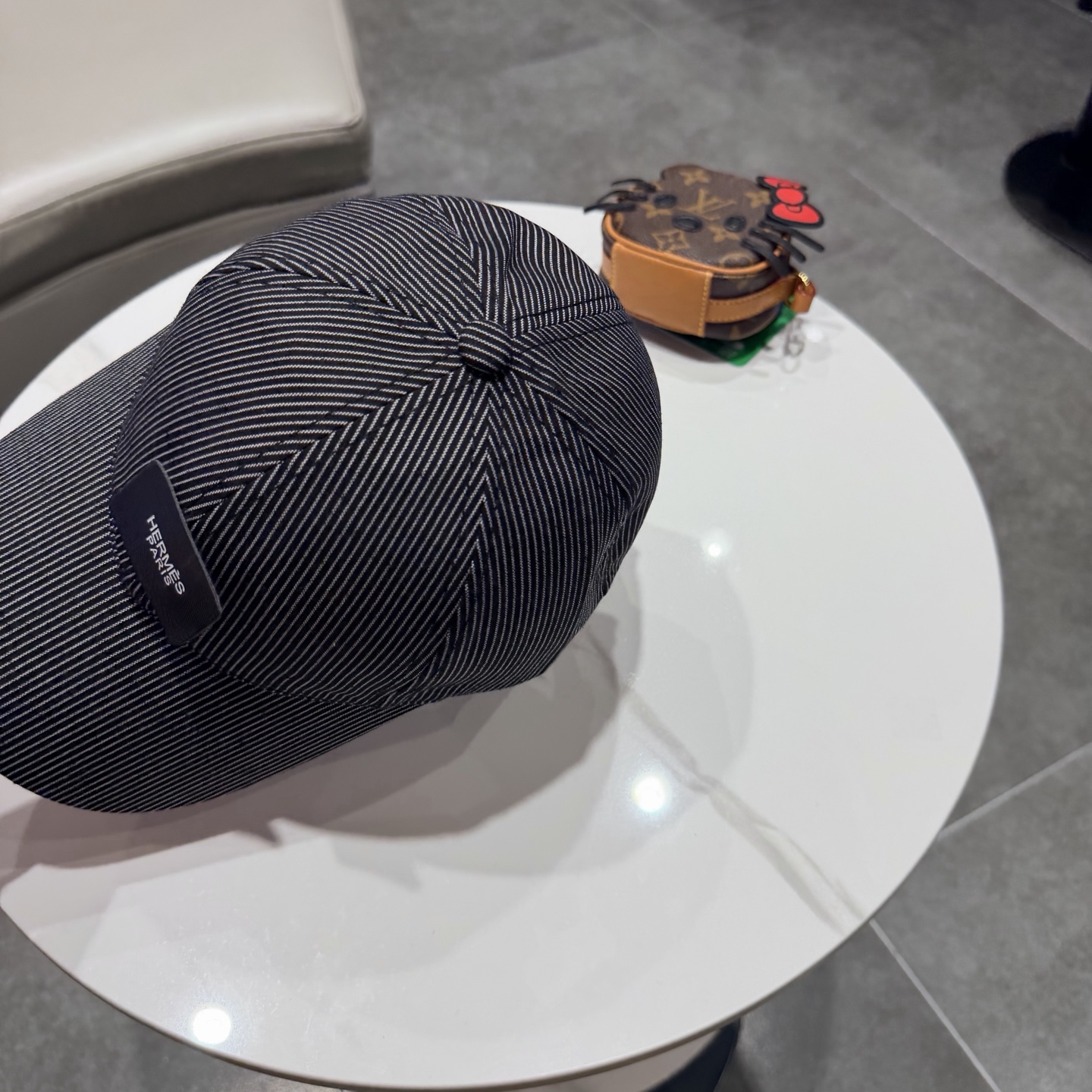 爱马仕Hermes 官网新品经典款 棒球帽🎩 原单品质 火爆来袭。 工艺非常精美[爱心] 高档大气上档次