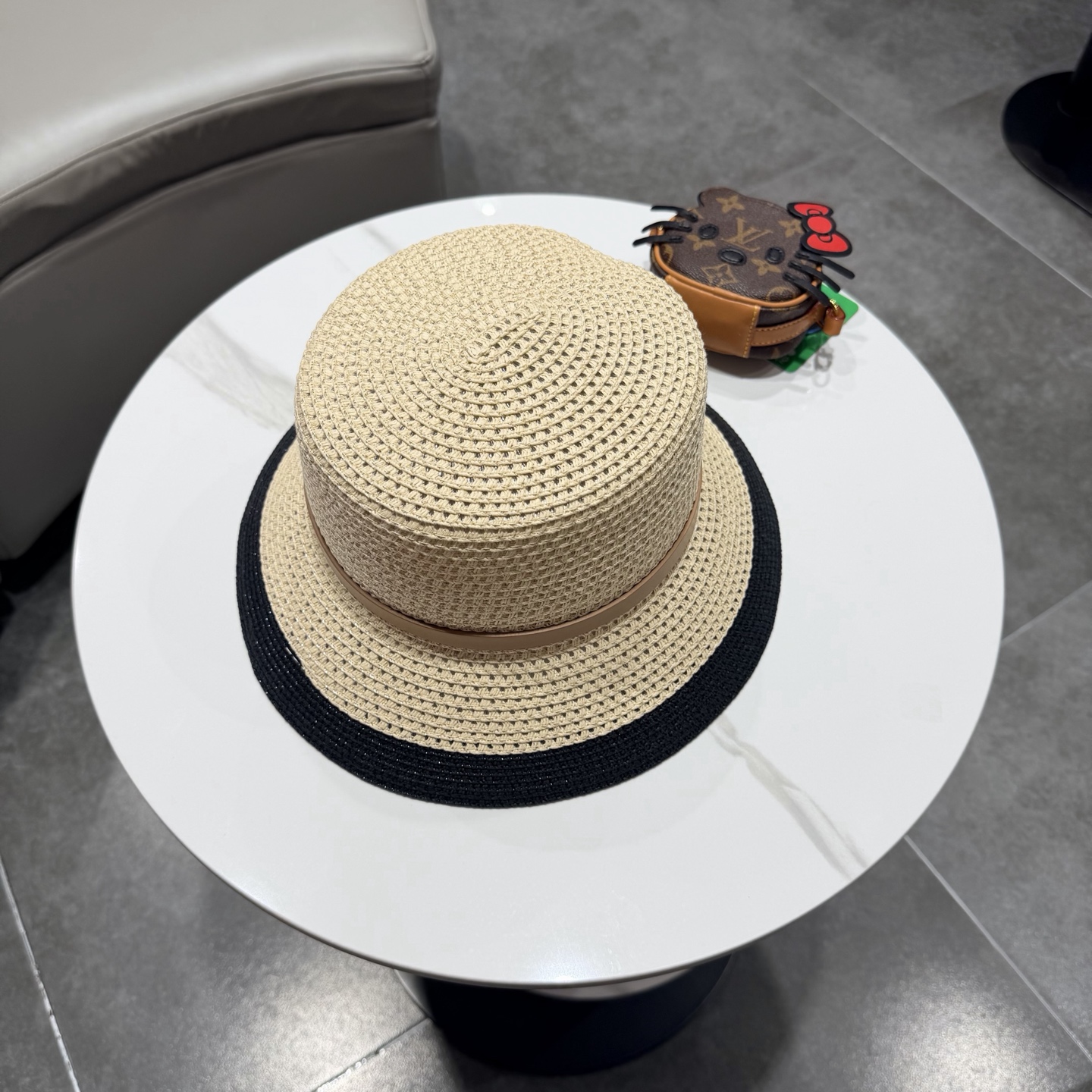 2026新款LV 草编经典爆款盆帽草帽礼帽🤩简约大方，百搭单品～出街首选，新款帽型超美腻