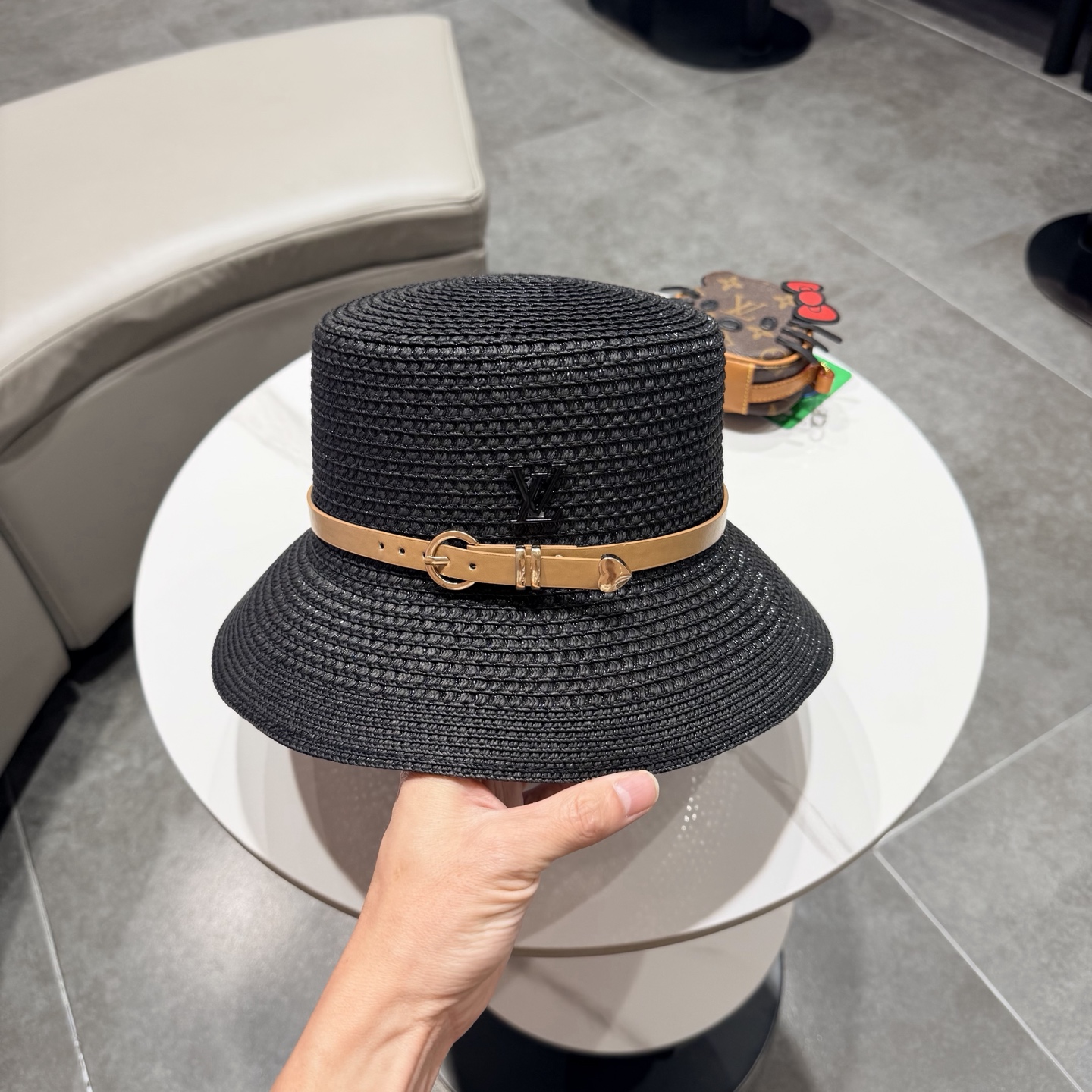2026新款LV 草编经典爆款盆帽草帽礼帽🤩简约大方，百搭单品～出街首选，新款帽型超美腻