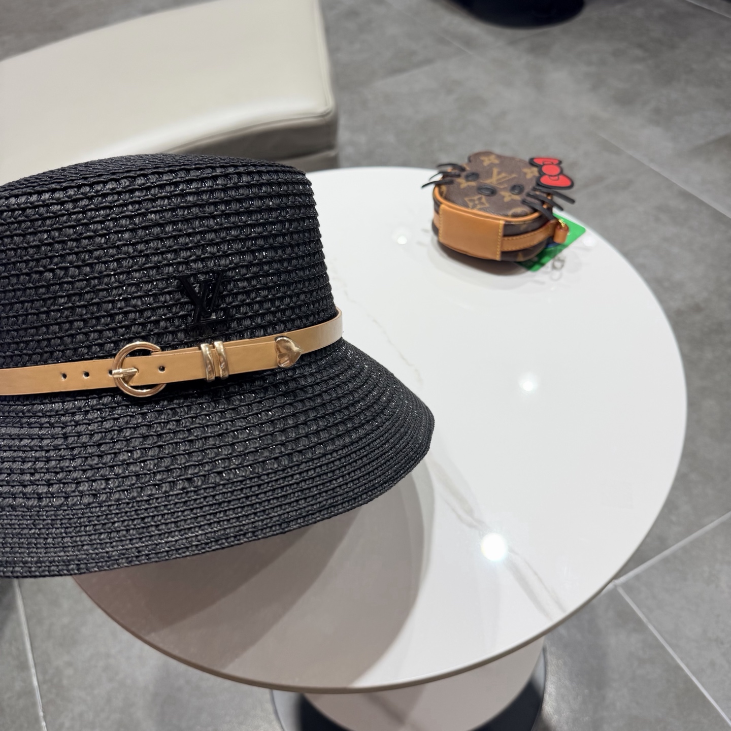 2026新款LV 草编经典爆款盆帽草帽礼帽🤩简约大方，百搭单品～出街首选，新款帽型超美腻