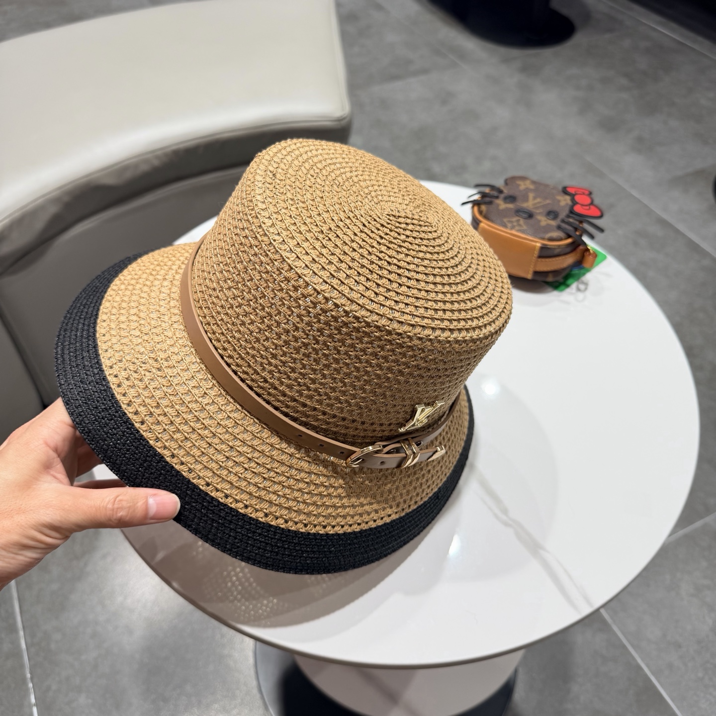 2026新款LV 草编经典爆款盆帽草帽礼帽🤩简约大方，百搭单品～出街首选，新款帽型超美腻