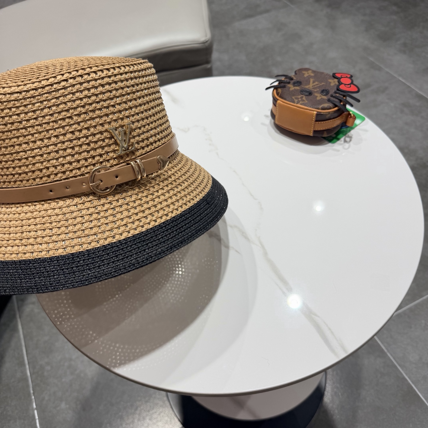 2026新款LV 草编经典爆款盆帽草帽礼帽🤩简约大方，百搭单品～出街首选，新款帽型超美腻