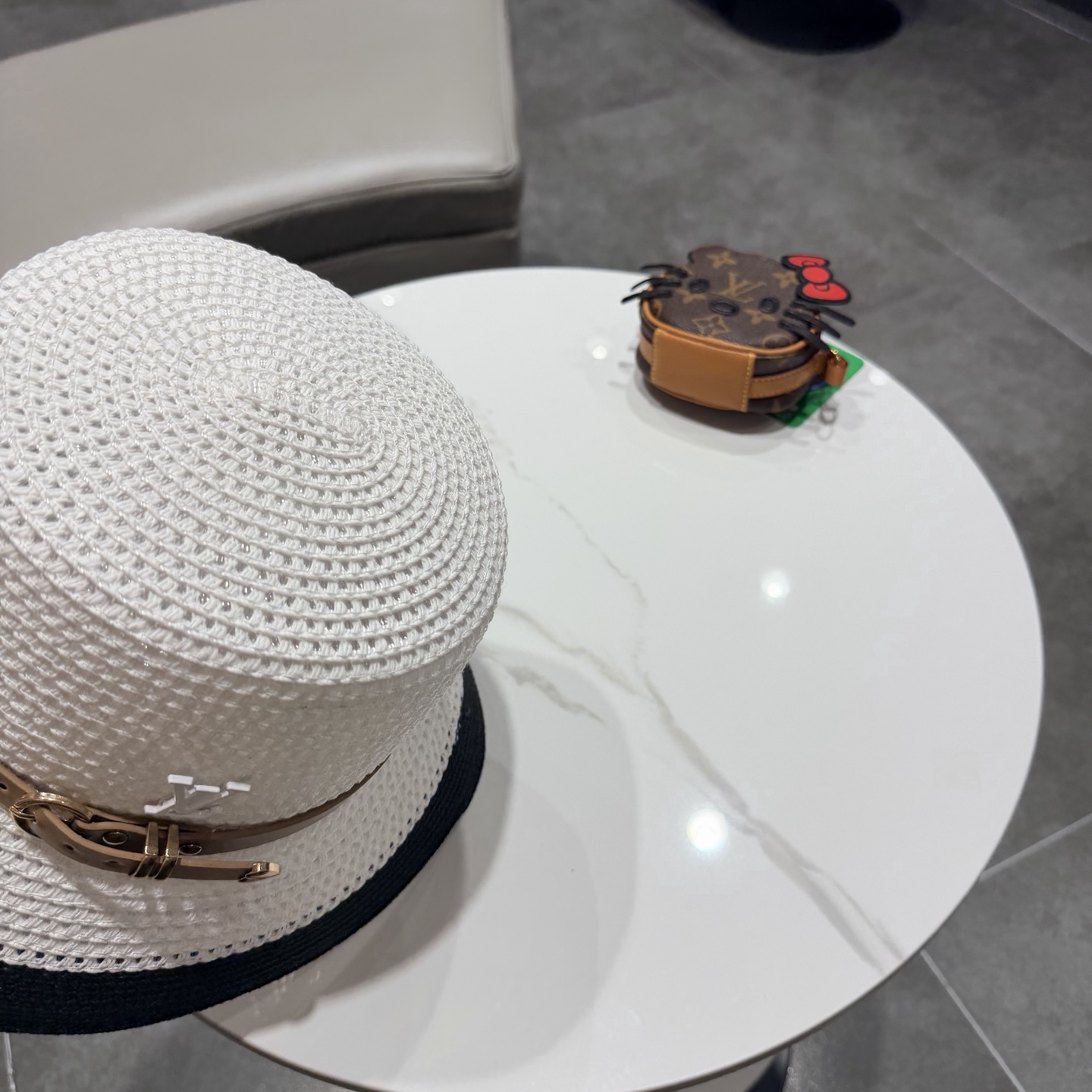 2026新款LV 草编经典爆款盆帽草帽礼帽🤩简约大方，百搭单品～出街首选，新款帽型超美腻
