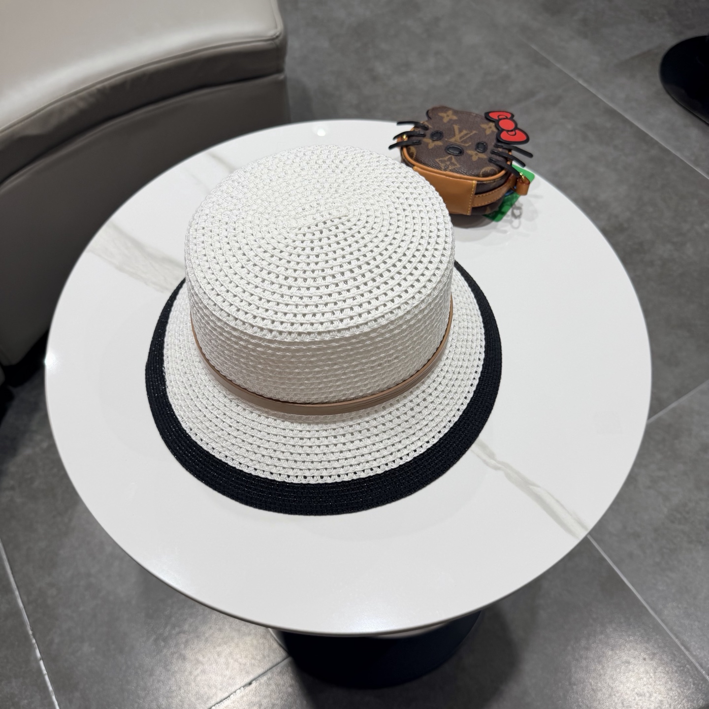 2026新款LV 草编经典爆款盆帽草帽礼帽🤩简约大方，百搭单品～出街首选，新款帽型超美腻