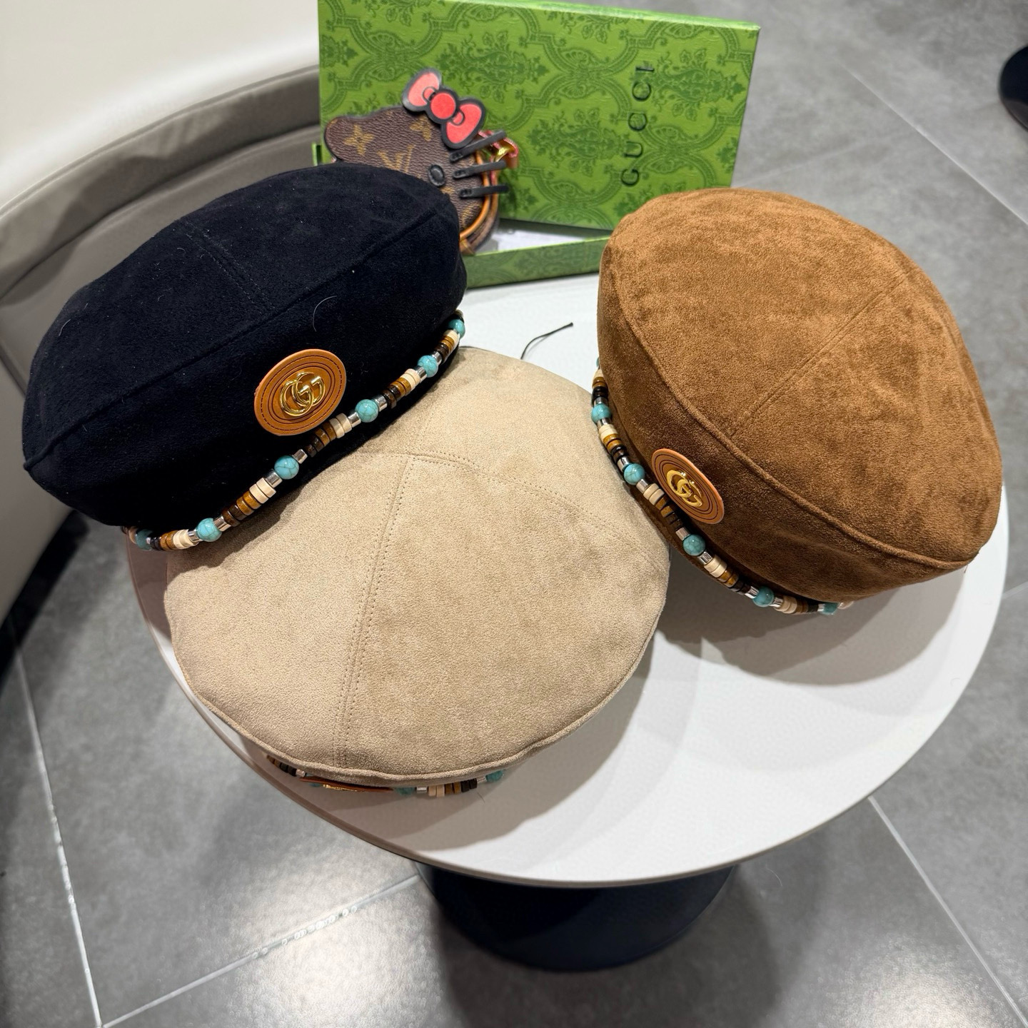 gucci古奇秋冬新款麂皮绒贝雷帽女波嬉风复古时尚显脸小报童帽画家帽男