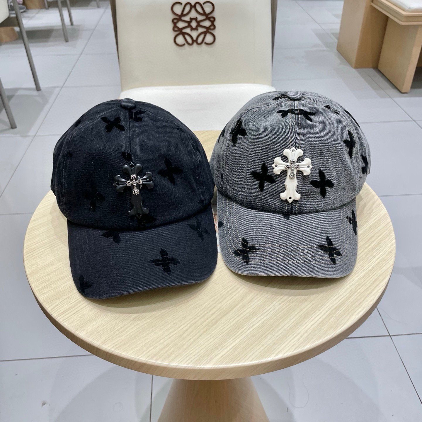 克罗心 🆕🆕25新款棒球帽，个性时尚经典十字架标志，休闲带点酷酷的感觉，中性款男女同款！超好搭！头围:5