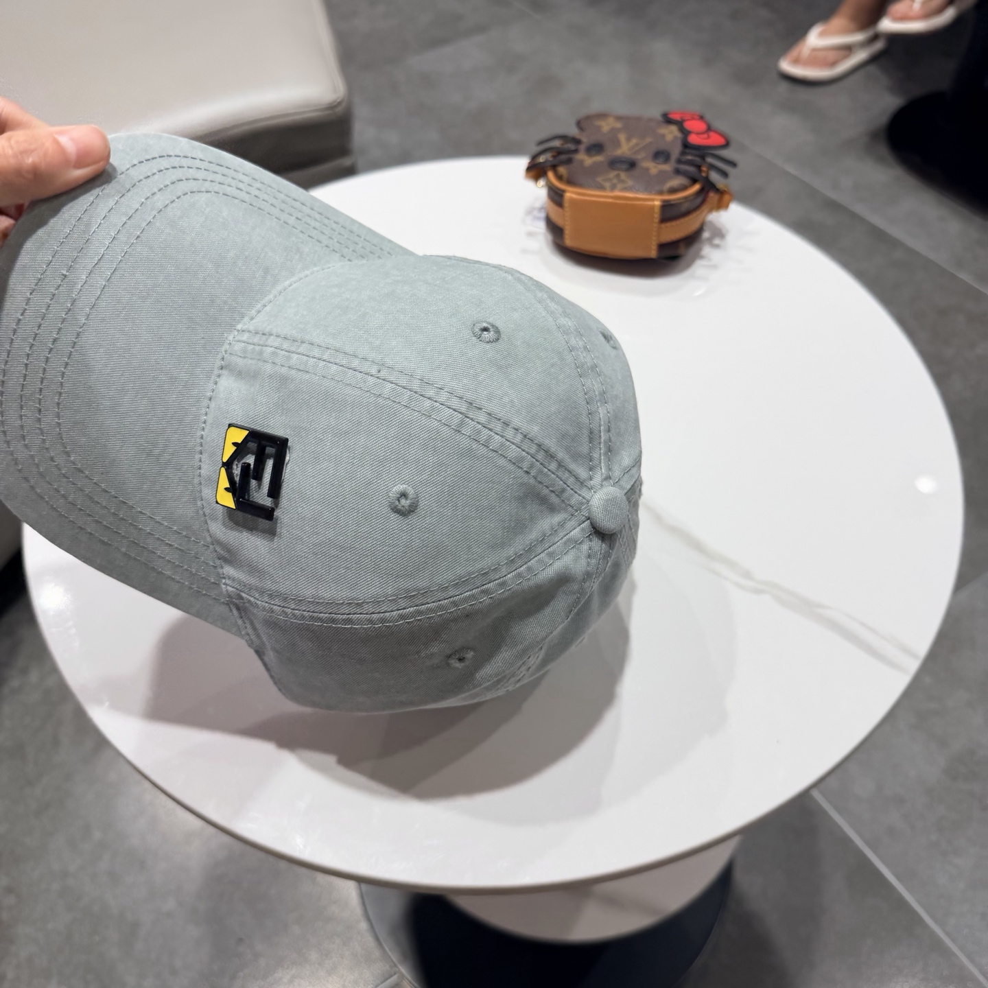 FENDI芬迪 棒球帽🧢 经典FF中古单品，气质穿搭单品，质量杠杠👍