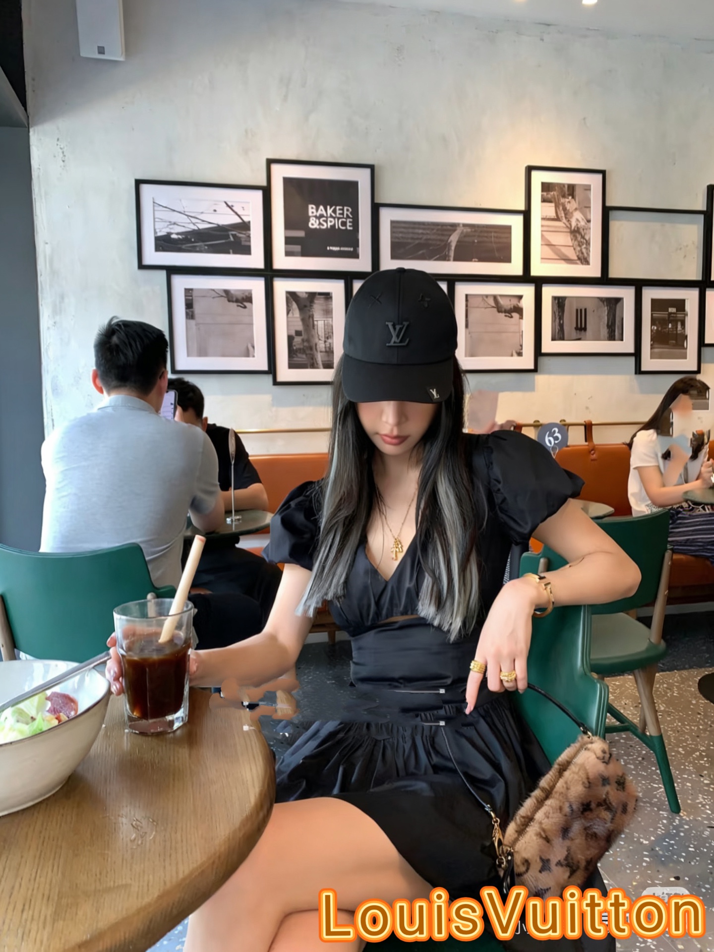 🧢路易威登棒球帽 LouisVuitton😍新款LV棒球帽，重工打造♥️高端大气，百搭款🤗男女通用！跑量