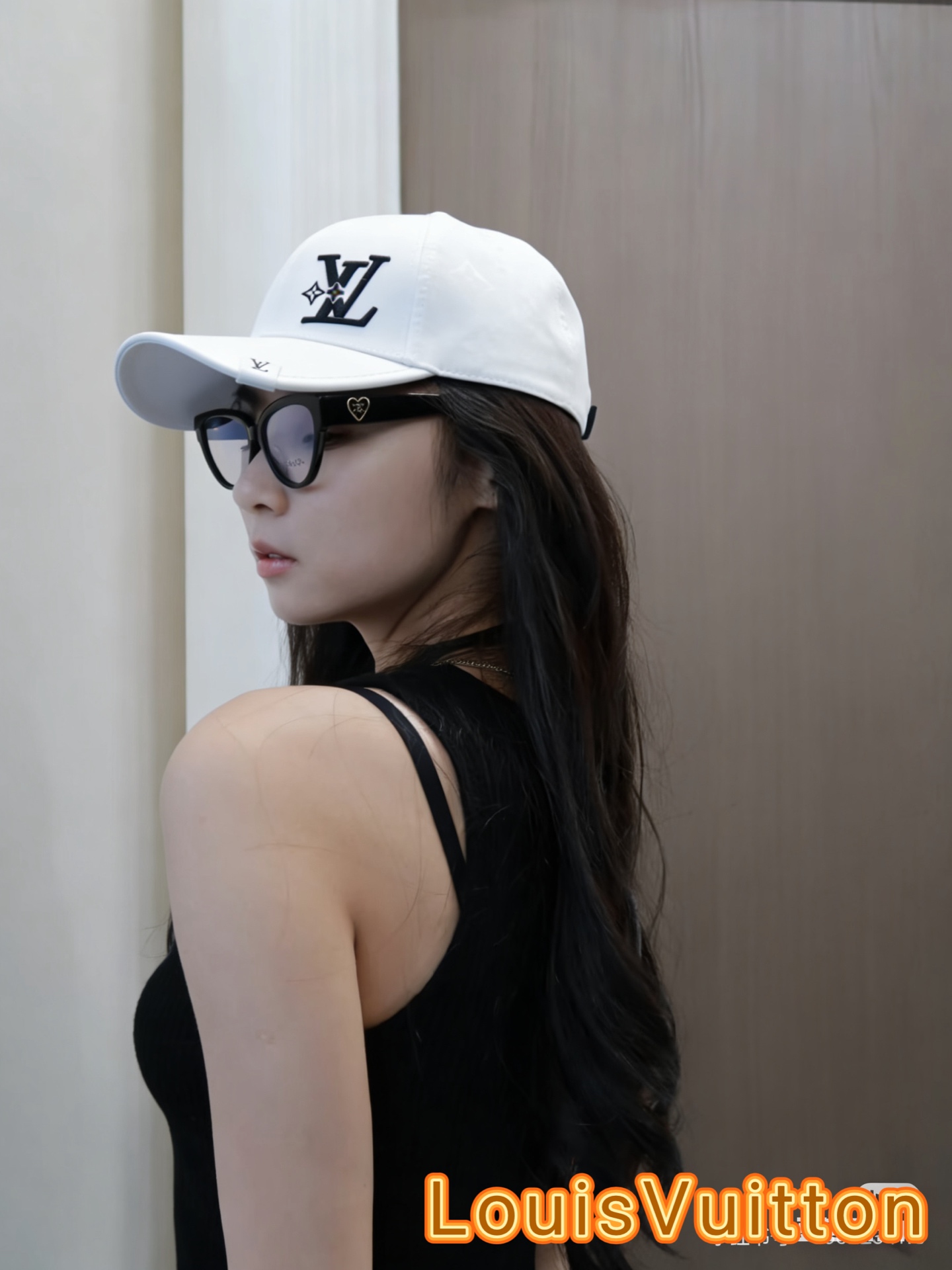 🧢路易威登棒球帽 LouisVuitton😍新款LV棒球帽，重工打造♥️高端大气，百搭款🤗男女通用！