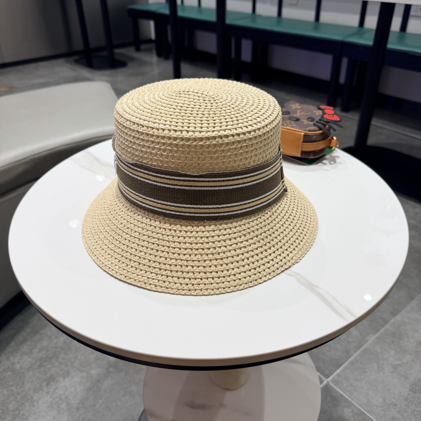 miumiu缪缪新款水桶礼帽，天然草帽，头围57cm