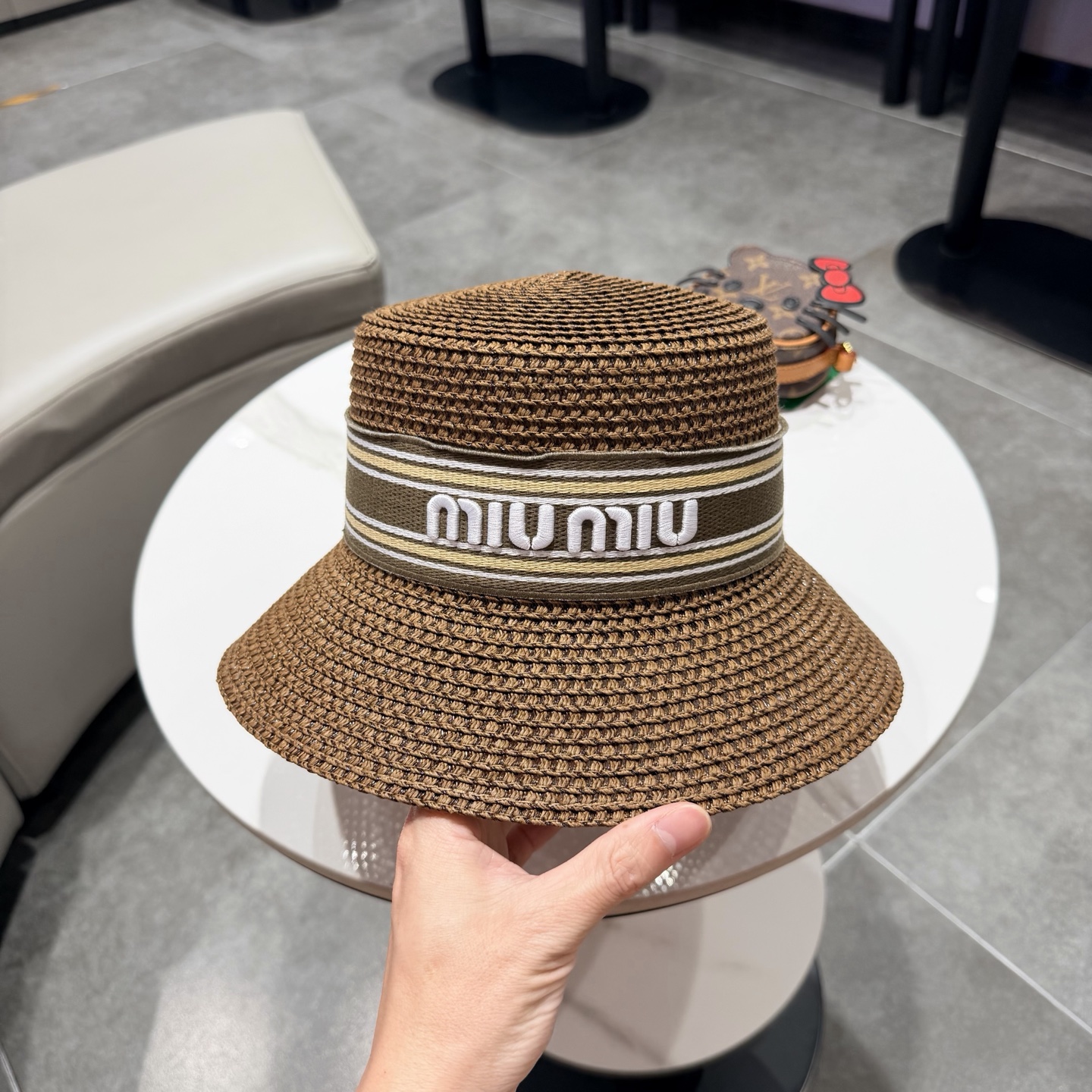 miumiu缪缪新款水桶礼帽，天然草帽，头围57cm