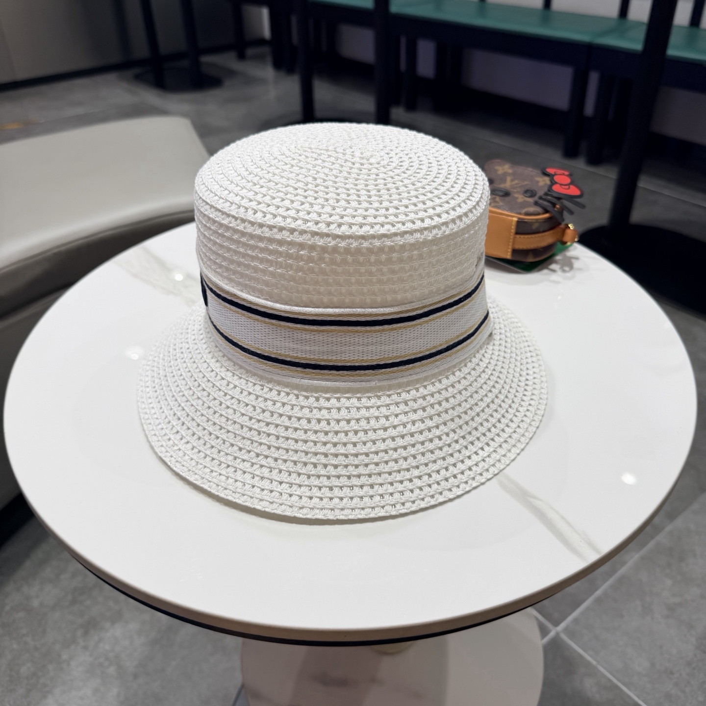 miumiu缪缪新款水桶礼帽，天然草帽，头围57cm