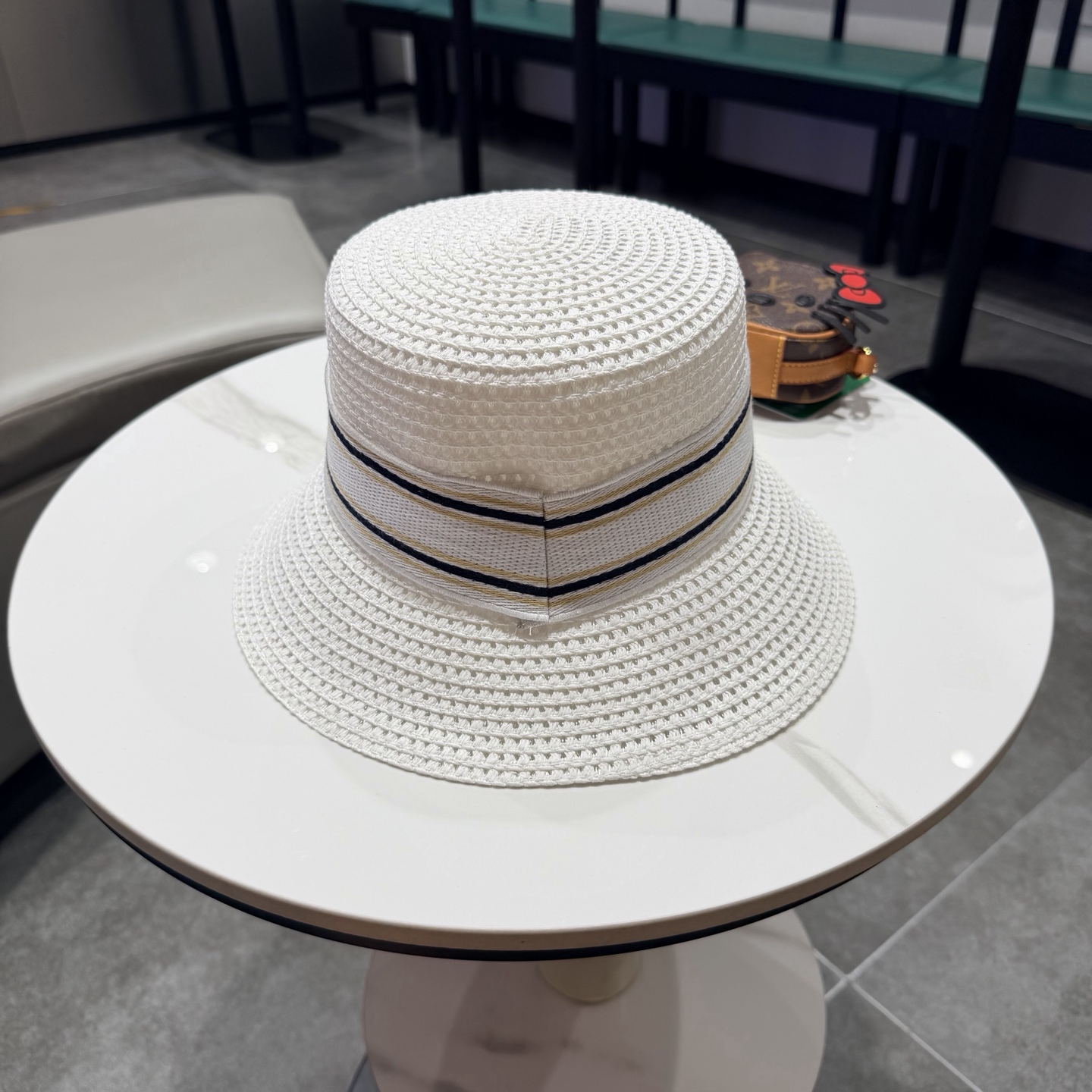 miumiu缪缪新款水桶礼帽，天然草帽，头围57cm