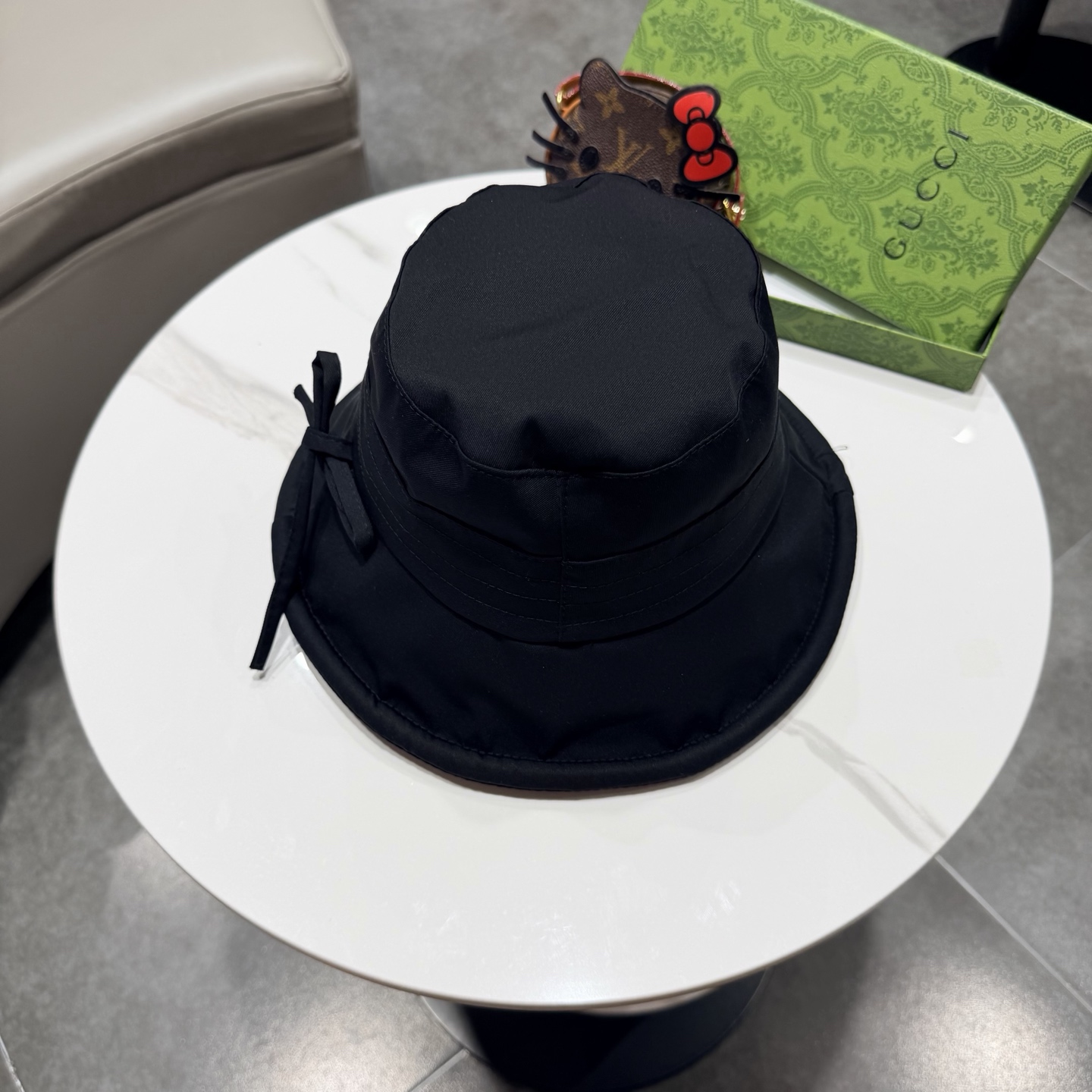 古奇♥️GUCCI🧢官网新品，渔夫帽，原单品质火爆来袭 。🎩 工艺非常精美 高档大气上档次！低调奢华，方