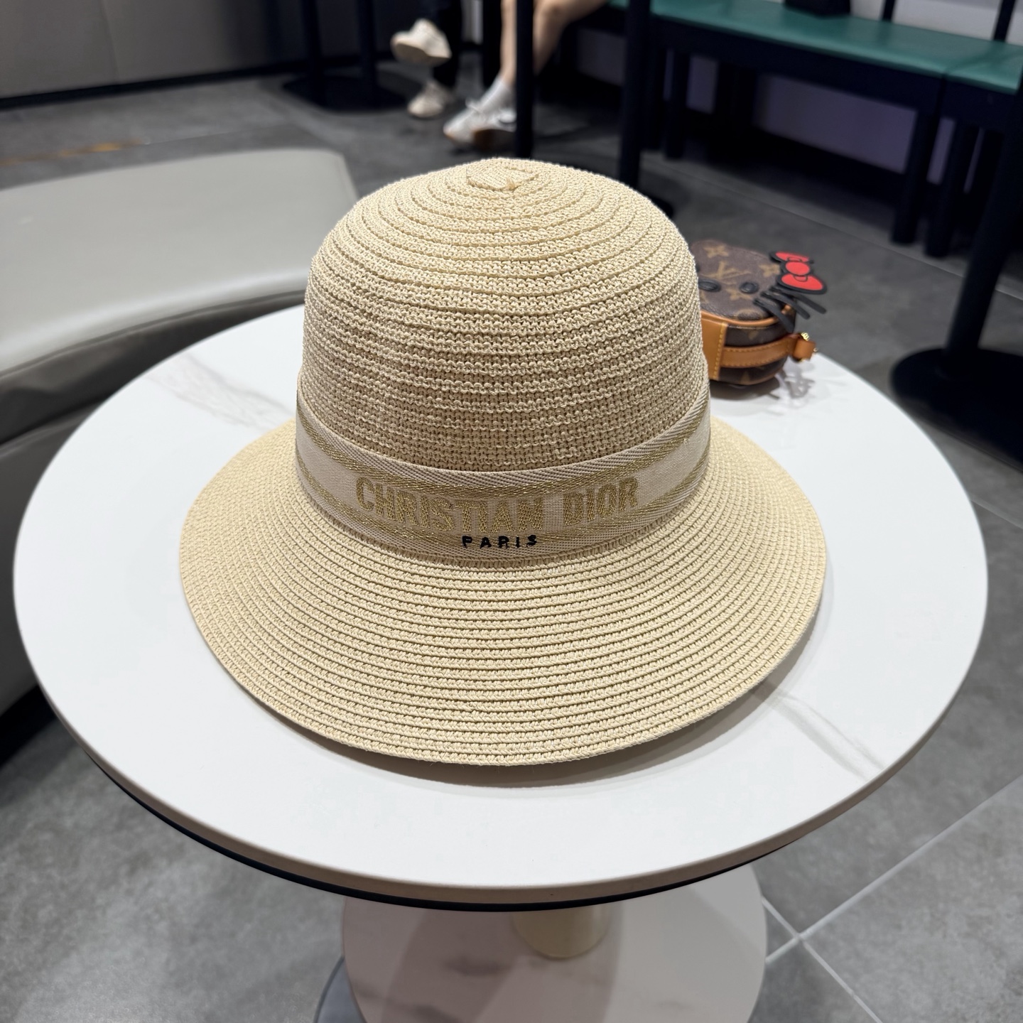 NO:764586,[DIOR Dior] 2026 new exquisite top hat, basin hat and flat-top straw hat, a must-have when going out on the street. It is a great match, so hurry up and get it!  hat, straw hat, bucket hat, baseball cap, hat, dior, dior, espadrilles, hats19860909【DIOR迪奥】2026新款精致款礼帽盆帽平顶草帽,出街必备超好搭配,赶紧入手！帽子草帽渔夫帽棒球帽,帽子,dior,dior,espadrilles,hats,hat
