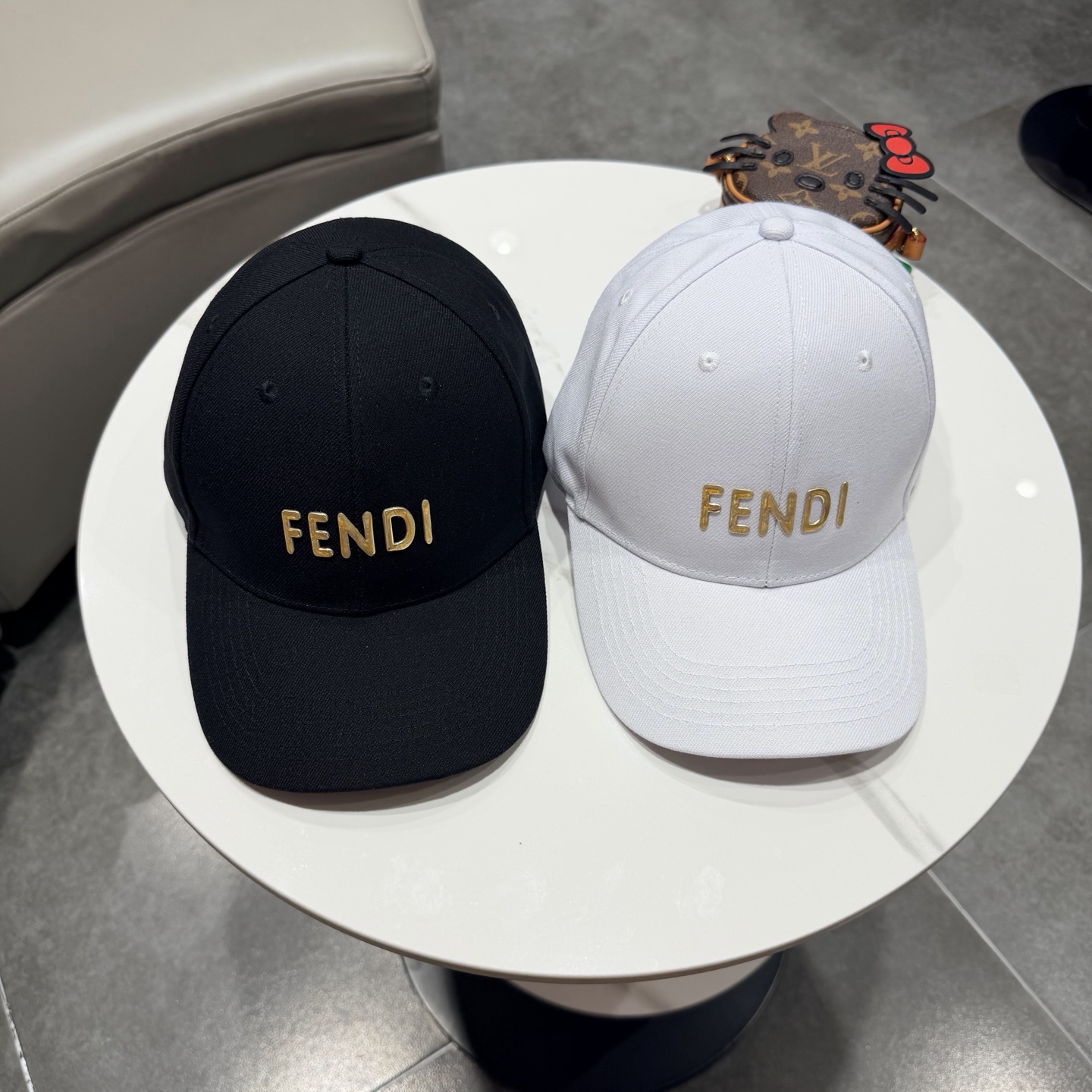 FENDI芬迪 老花系列棒球帽🧢 经典FF中古单品，气质穿搭单品，质量杠杠👍