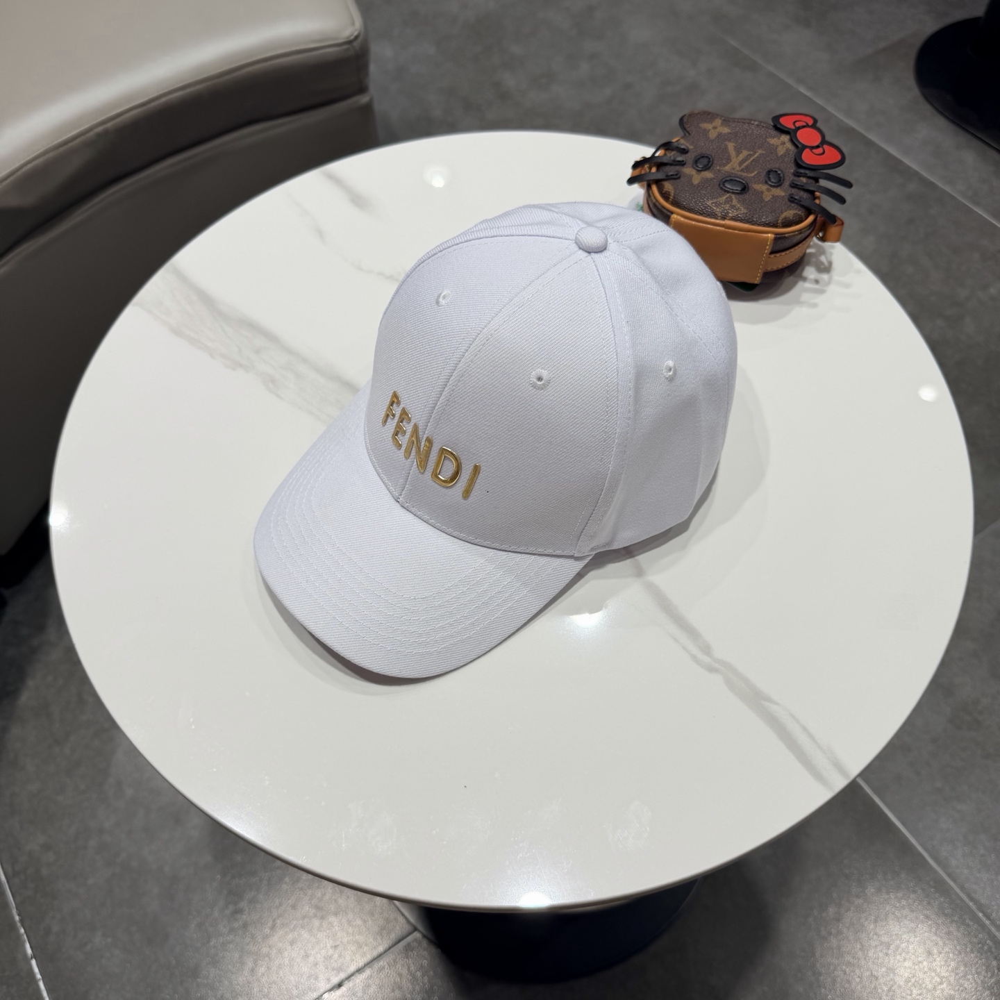 FENDI芬迪 老花系列棒球帽🧢 经典FF中古单品，气质穿搭单品，质量杠杠👍