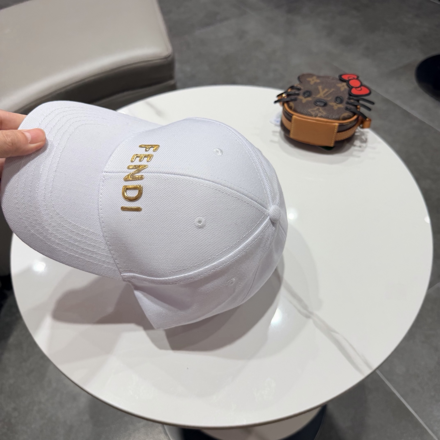 FENDI芬迪 老花系列棒球帽🧢 经典FF中古单品，气质穿搭单品，质量杠杠👍