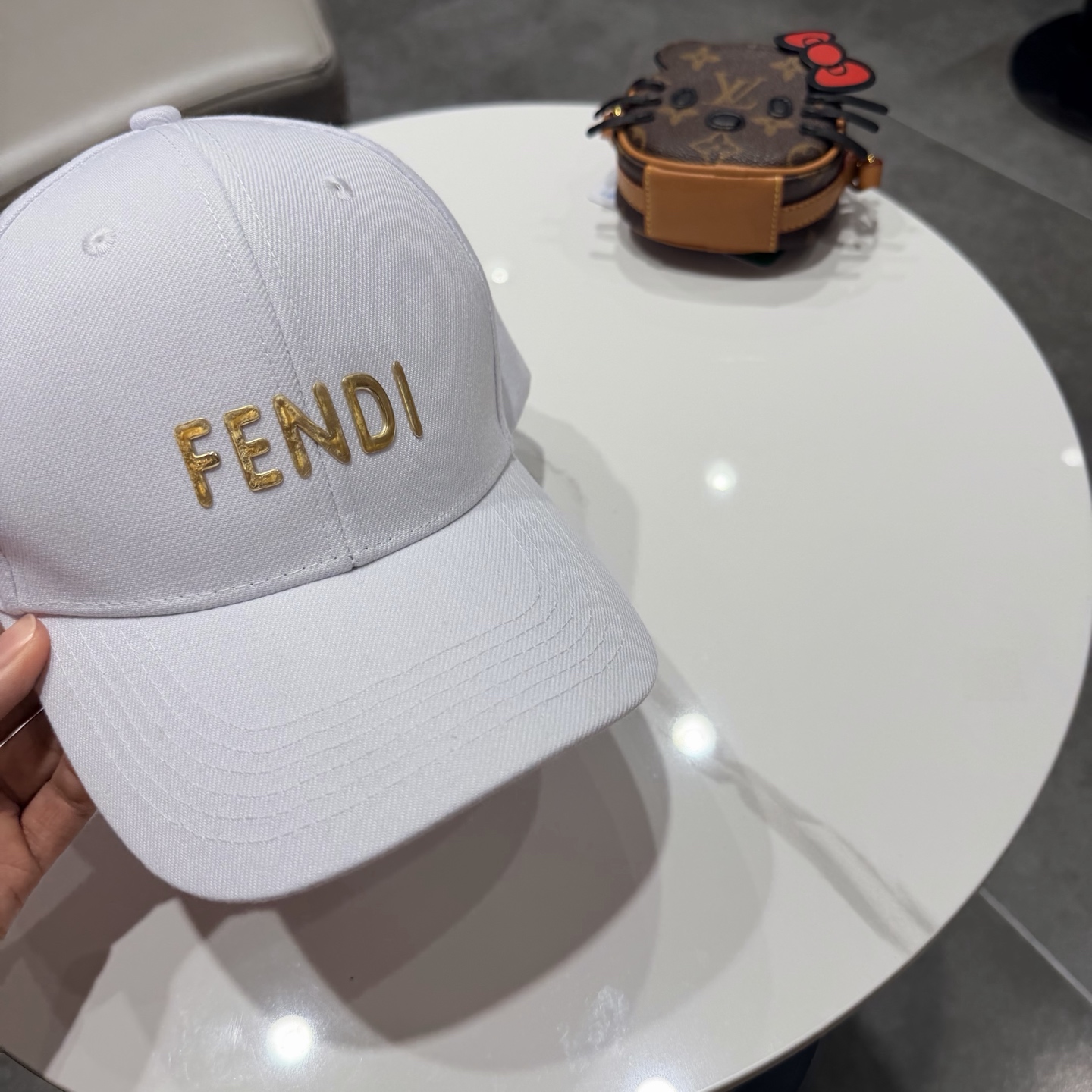 FENDI芬迪 老花系列棒球帽🧢 经典FF中古单品，气质穿搭单品，质量杠杠👍