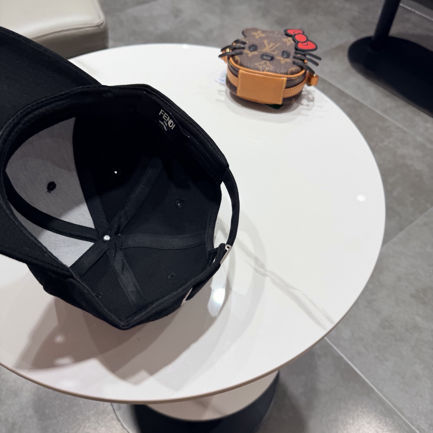 FENDI芬迪 老花系列棒球帽🧢 经典FF中古单品，气质穿搭单品，质量杠杠👍