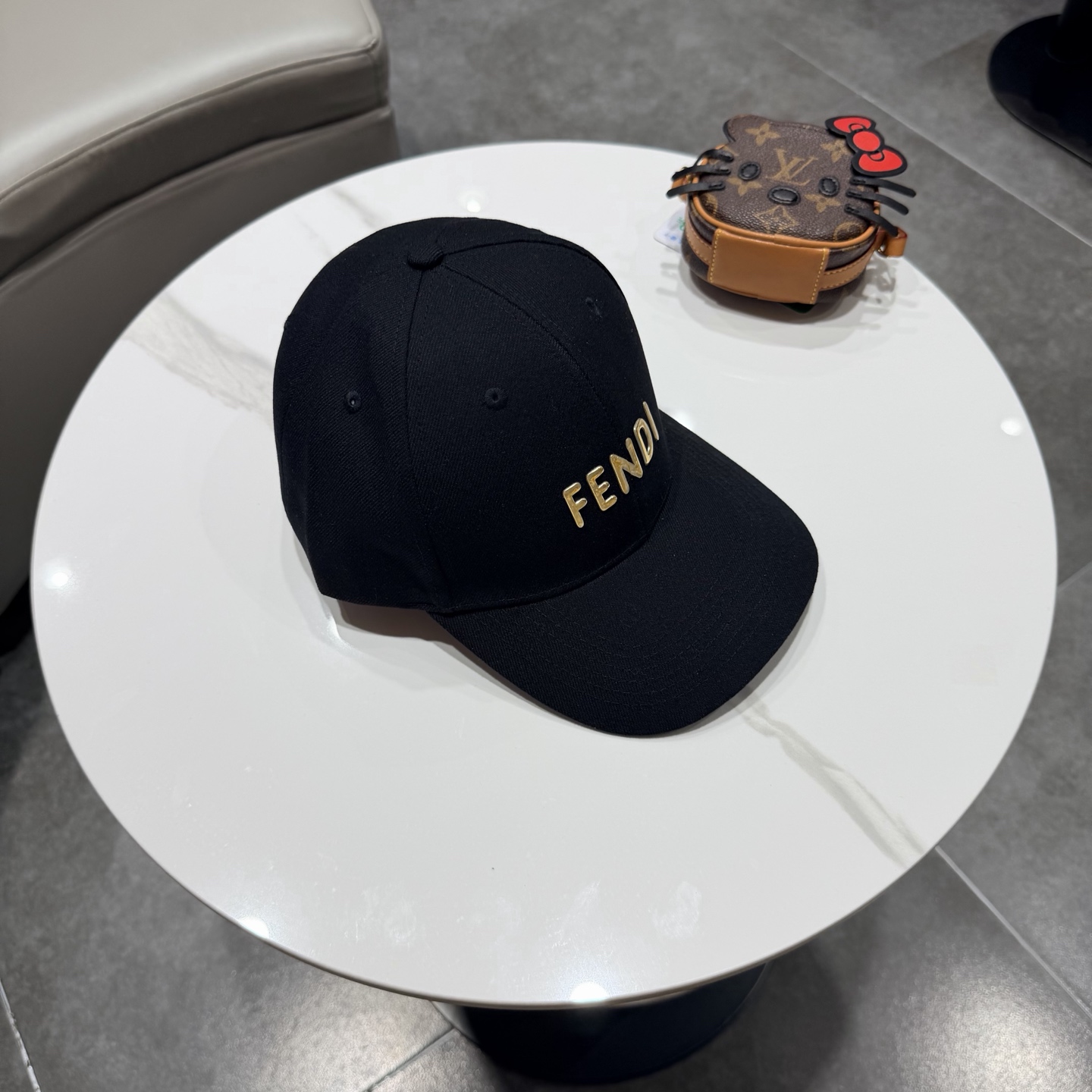 FENDI芬迪 老花系列棒球帽🧢 经典FF中古单品，气质穿搭单品，质量杠杠👍