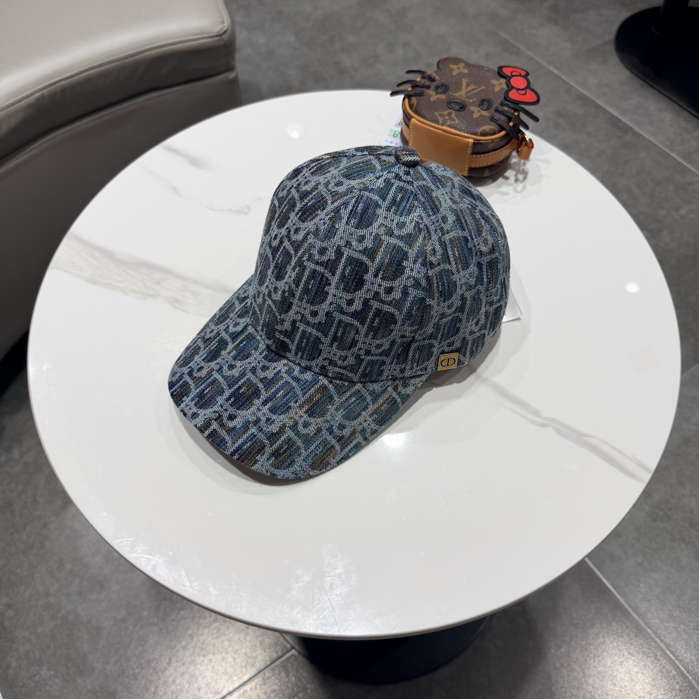 NO:764610,[DIOR Dior] New style simple baseball cap, new model shipped, big brand style is super easy to match, hurry up and get it!  hat, straw hat, bucket hat, baseball cap, hat, dior, dior, espadrilles, hats19860909【DIOR迪奥】新款走量简约棒球帽,新款出货,大牌款超好搭配,赶紧入手！帽子草帽渔夫帽棒球帽,帽子,dior,dior,espadrilles,hats,hat