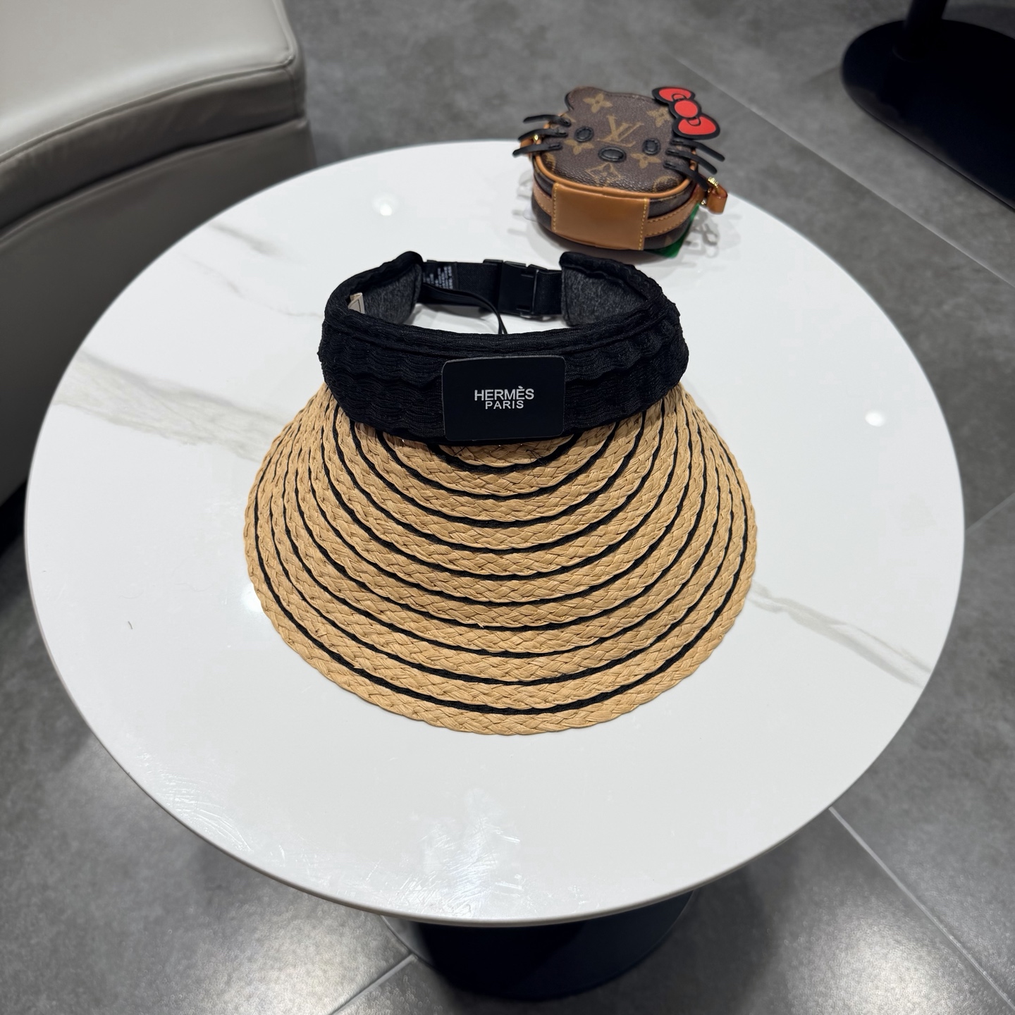 爱马仕条纹编织空顶帽女夏季海边沙滩度假风遮阳防晒帽子太阳帽2026新款