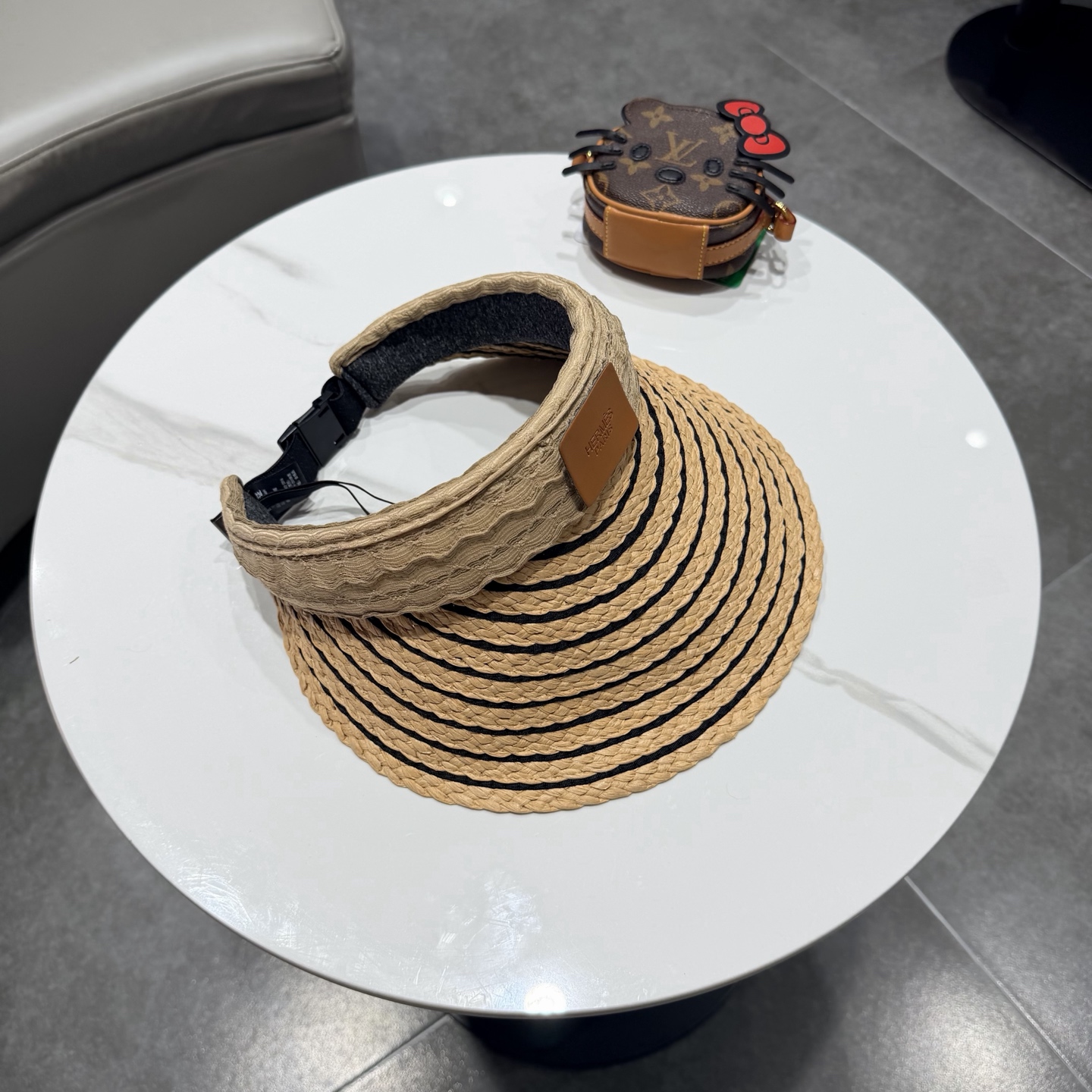 爱马仕条纹编织空顶帽女夏季海边沙滩度假风遮阳防晒帽子太阳帽2026新款