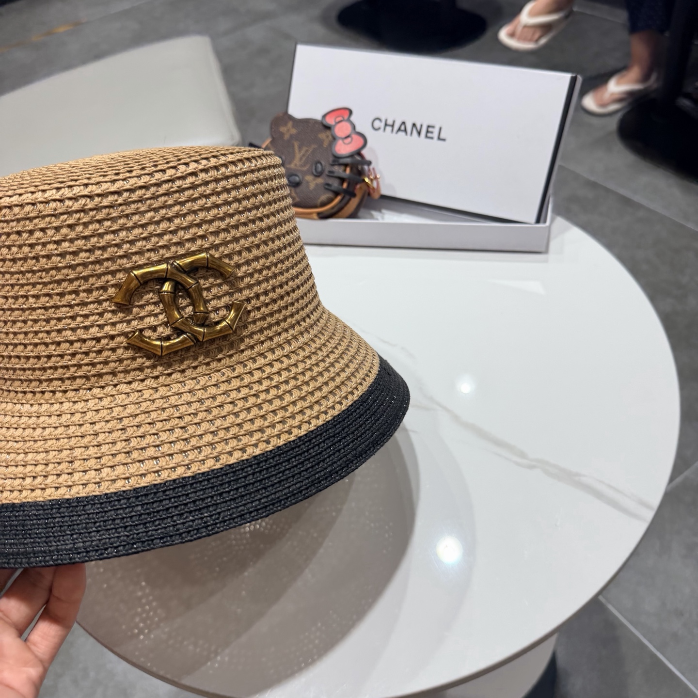 CHANEL香奈儿2026新款水桶盆帽草帽  夏天海边首选～新款材质编织而成～质感满分💯