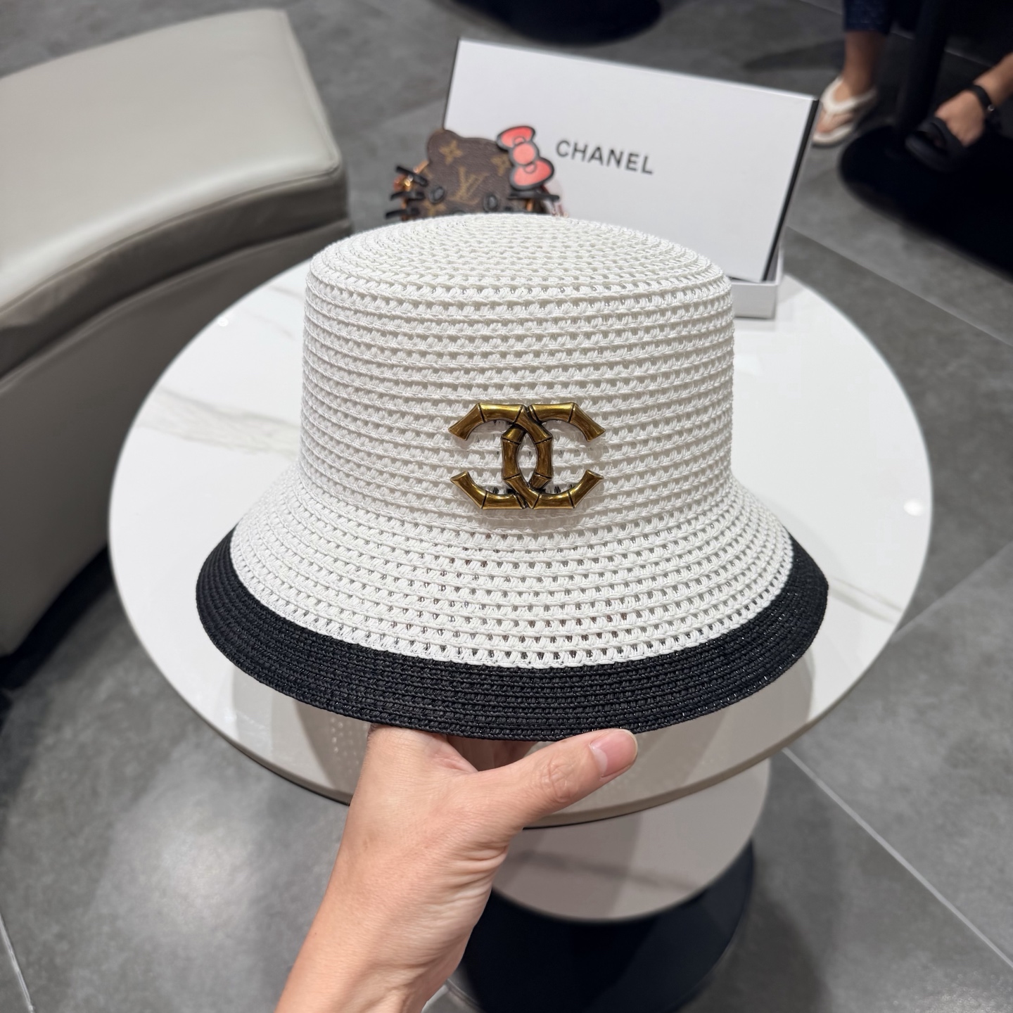 CHANEL香奈儿2026新款水桶盆帽草帽  夏天海边首选～新款材质编织而成～质感满分💯