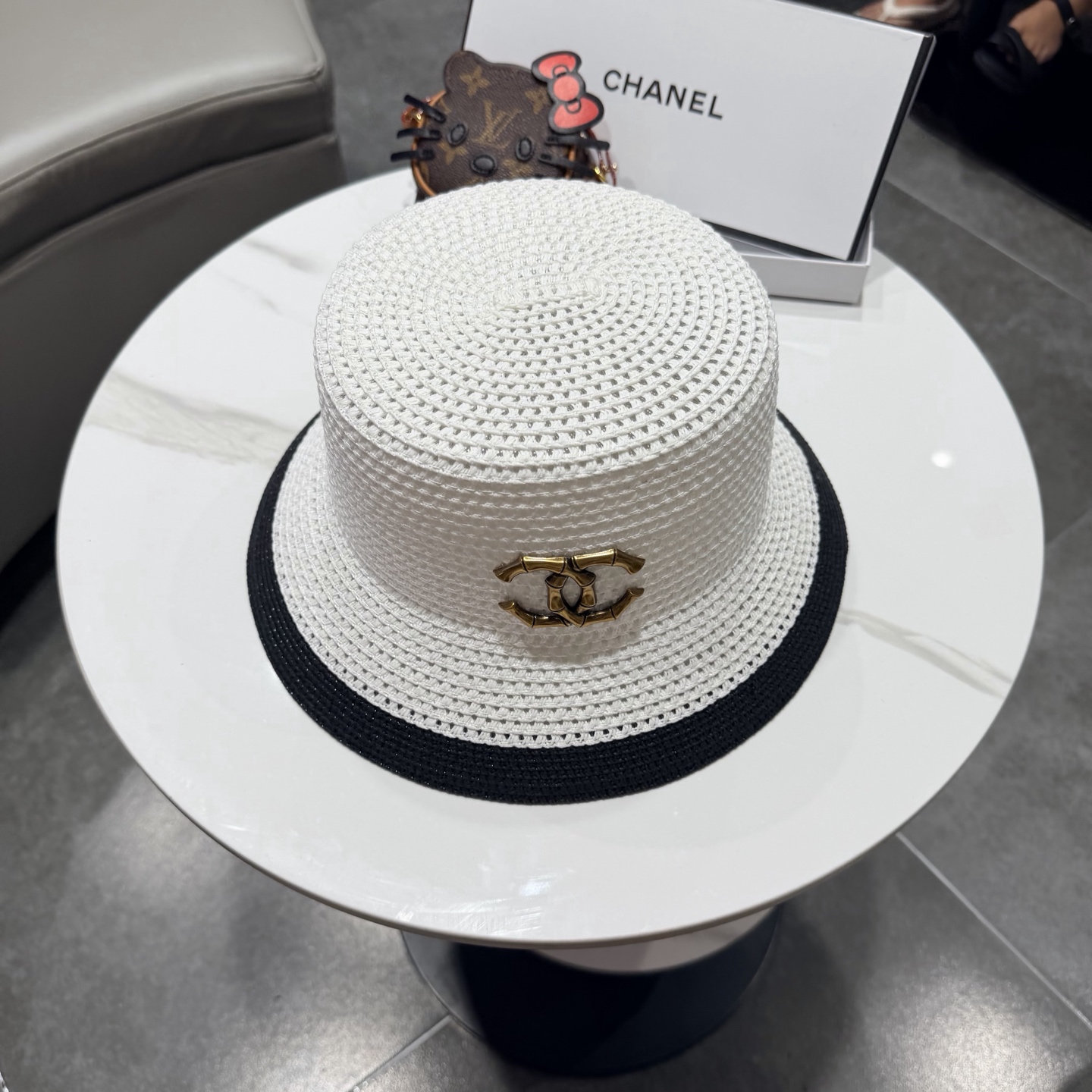 CHANEL香奈儿2026新款水桶盆帽草帽  夏天海边首选～新款材质编织而成～质感满分💯