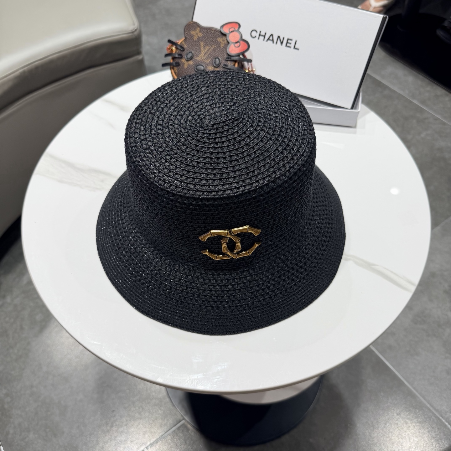 CHANEL香奈儿2026新款水桶盆帽草帽  夏天海边首选～新款材质编织而成～质感满分💯