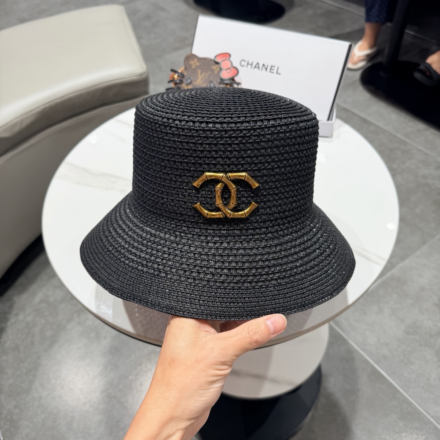 CHANEL香奈儿2026新款水桶盆帽草帽  夏天海边首选～新款材质编织而成～质感满分💯