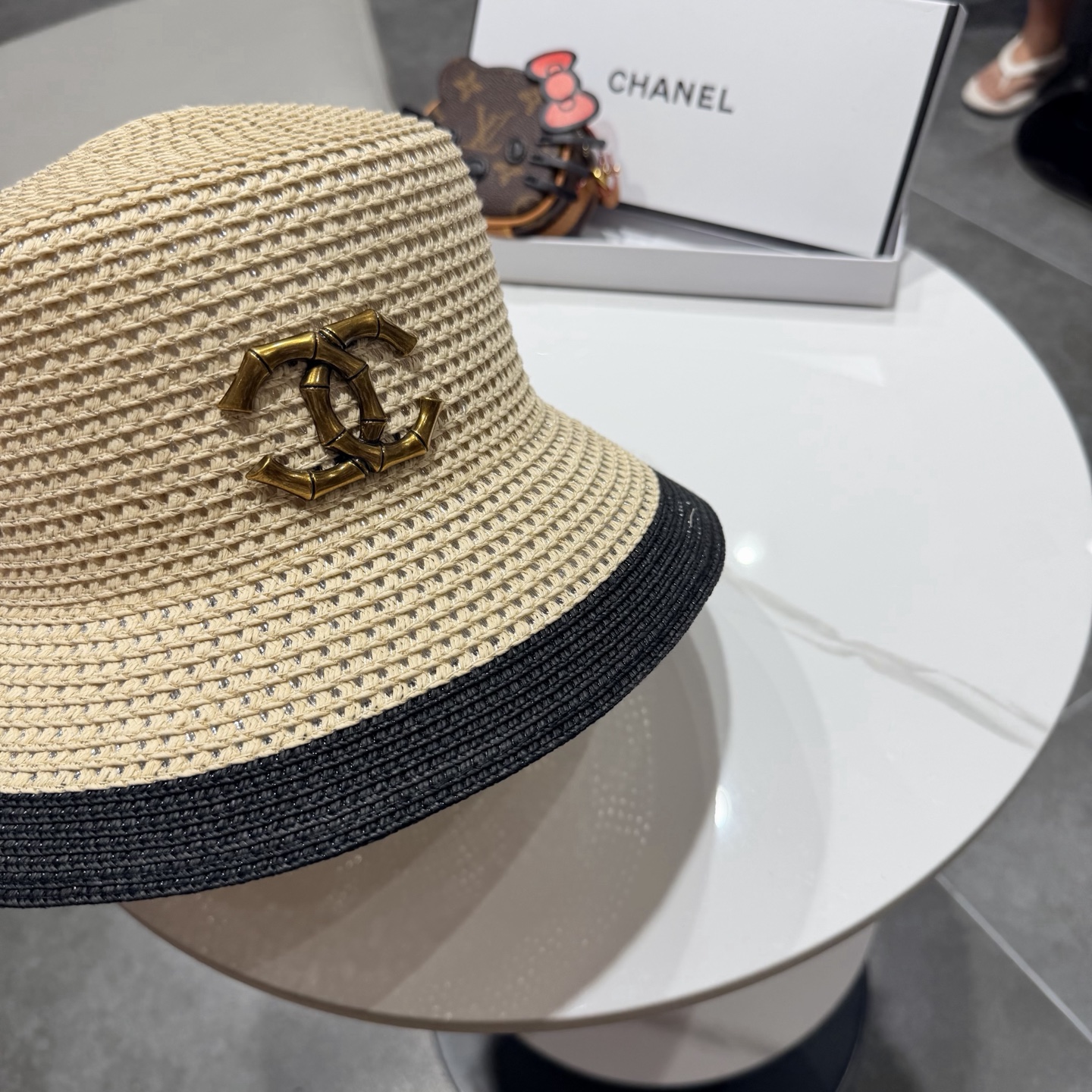 CHANEL香奈儿2026新款水桶盆帽草帽  夏天海边首选～新款材质编织而成～质感满分💯