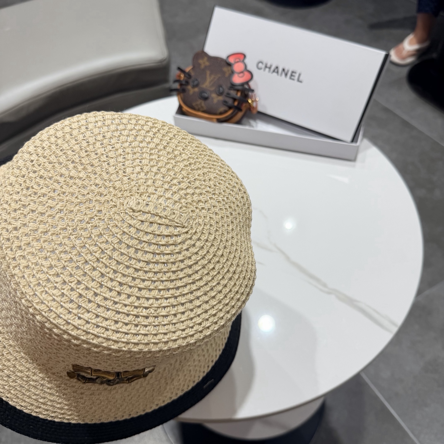 CHANEL香奈儿2026新款水桶盆帽草帽  夏天海边首选～新款材质编织而成～质感满分💯