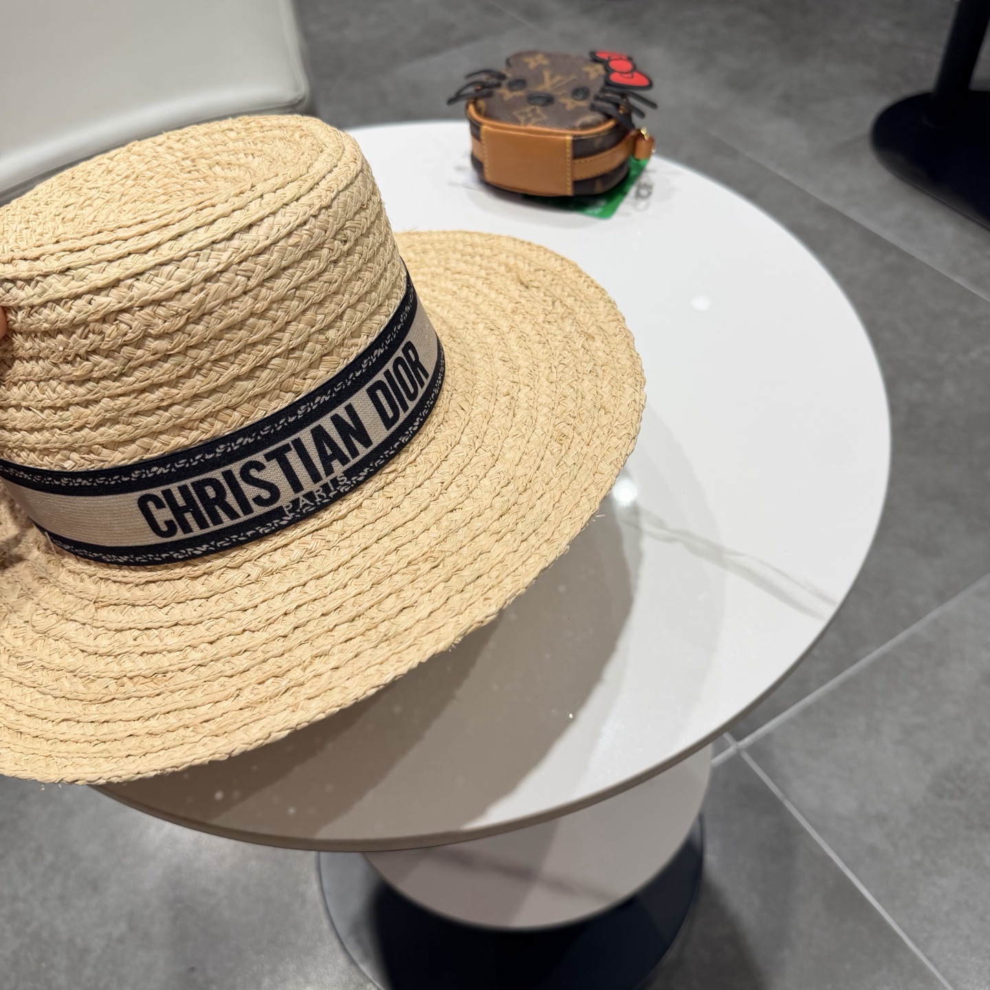 Dior迪奥拉菲草帽，旅游必备，头围57cm