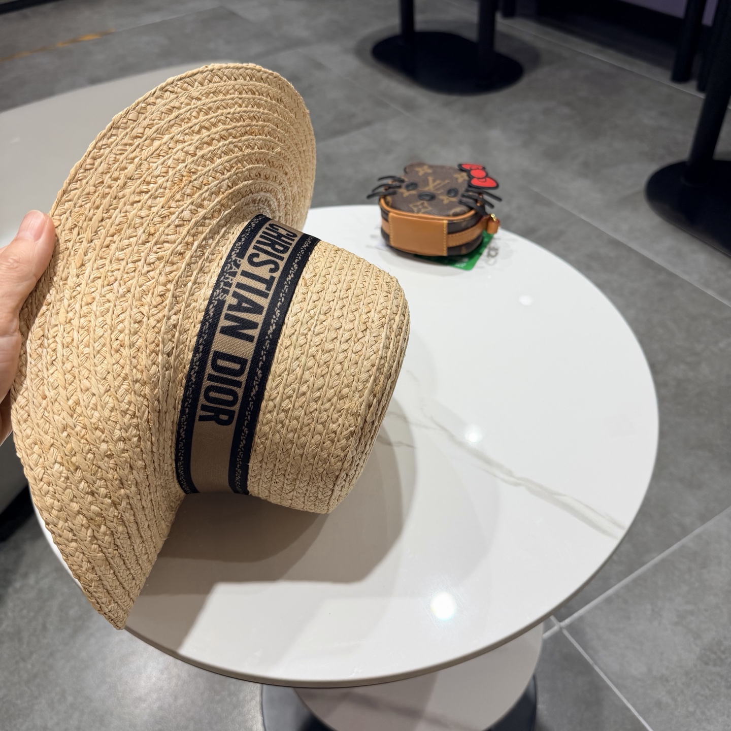 Dior迪奥拉菲草帽，旅游必备，头围57cm