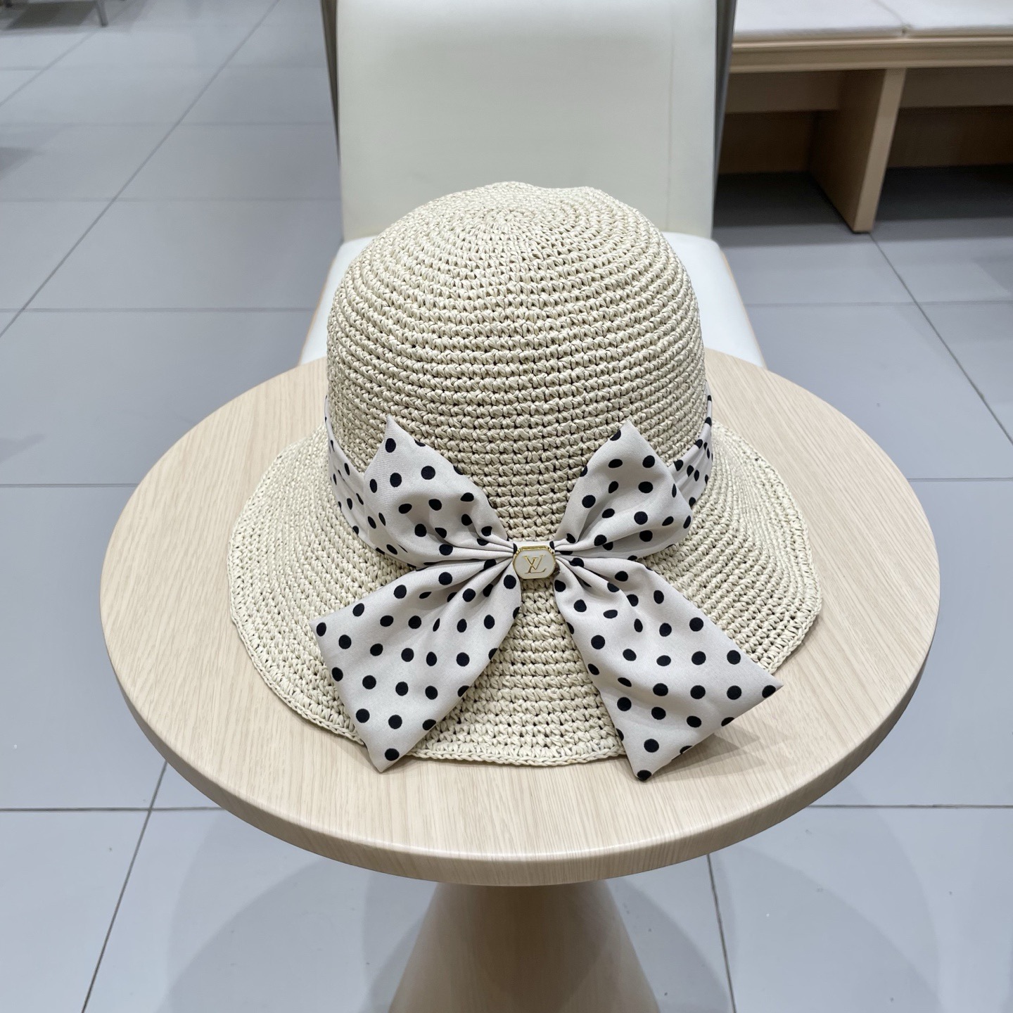 🧢路易威登棒球帽 LouisVuitton😍夏季优雅蝴蝶结飘带草帽女士百搭新韩版大檐沙滩帽防紫外线遮阳帽
