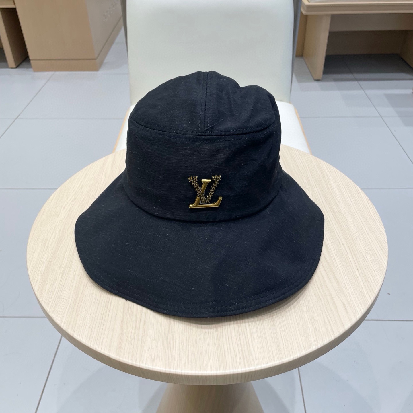 LV路易威登韩版蝴蝶结渔夫帽女春夏女款遮阳盆帽显脸小ins大檐防晒太阳帽子