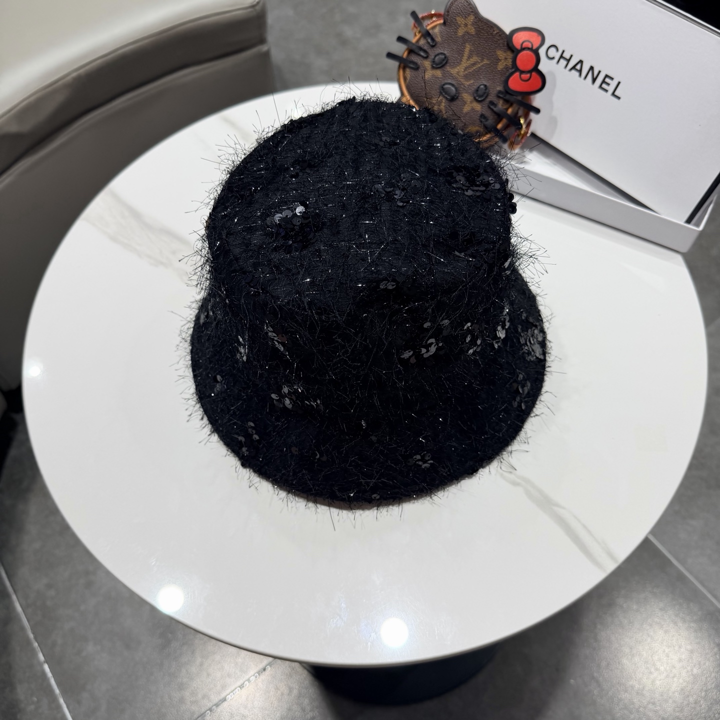 Chanel香奈儿新款遮阳渔夫帽，加强紫外线！