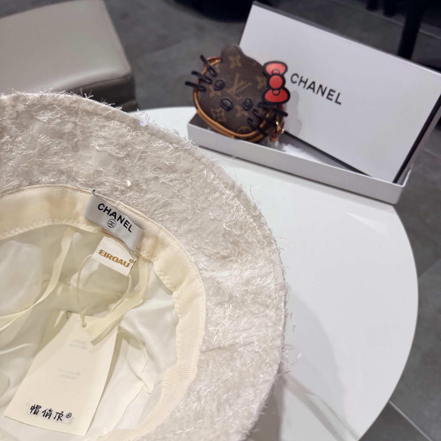 Chanel香奈儿新款遮阳渔夫帽，加强紫外线！