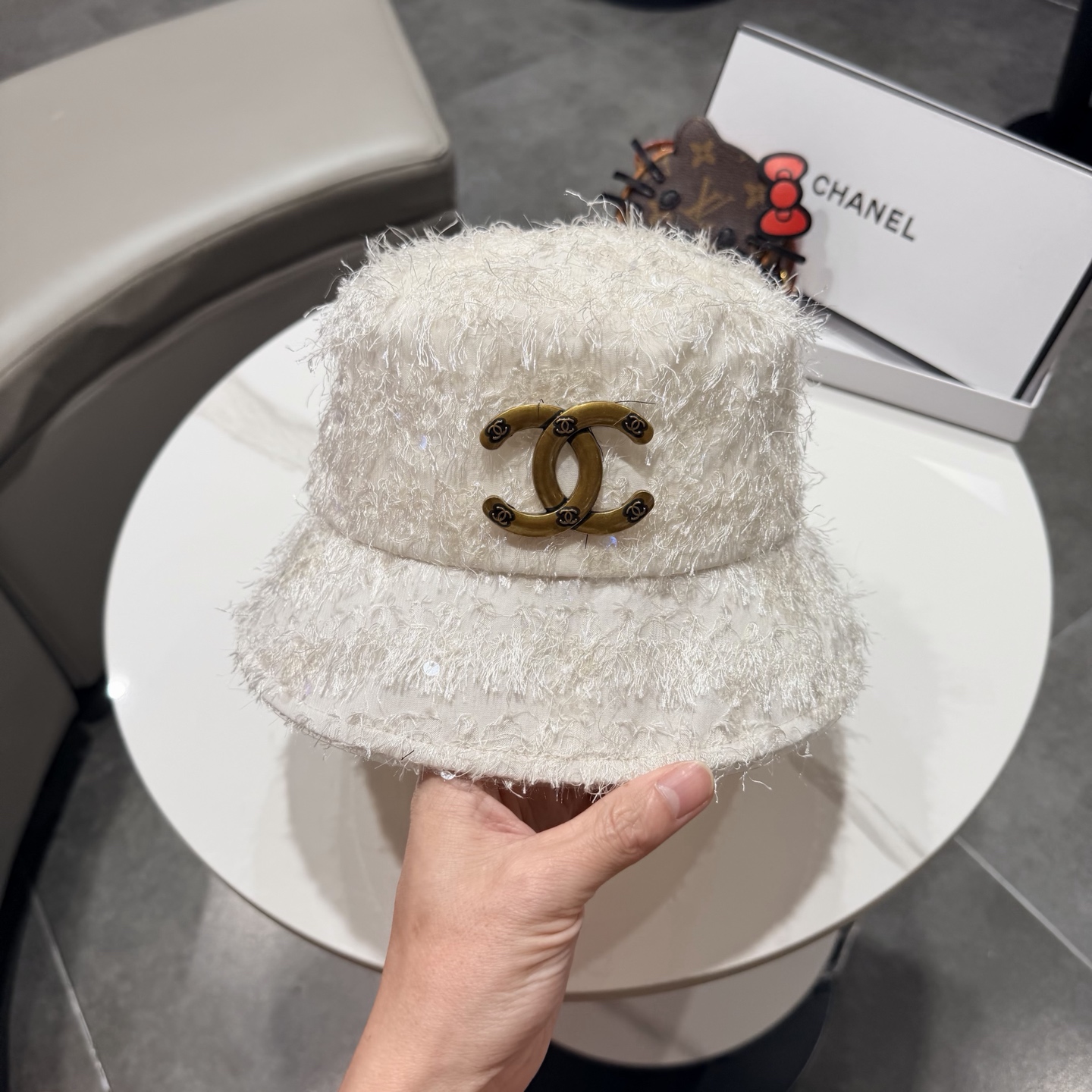 Chanel香奈儿新款遮阳渔夫帽，加强紫外线！