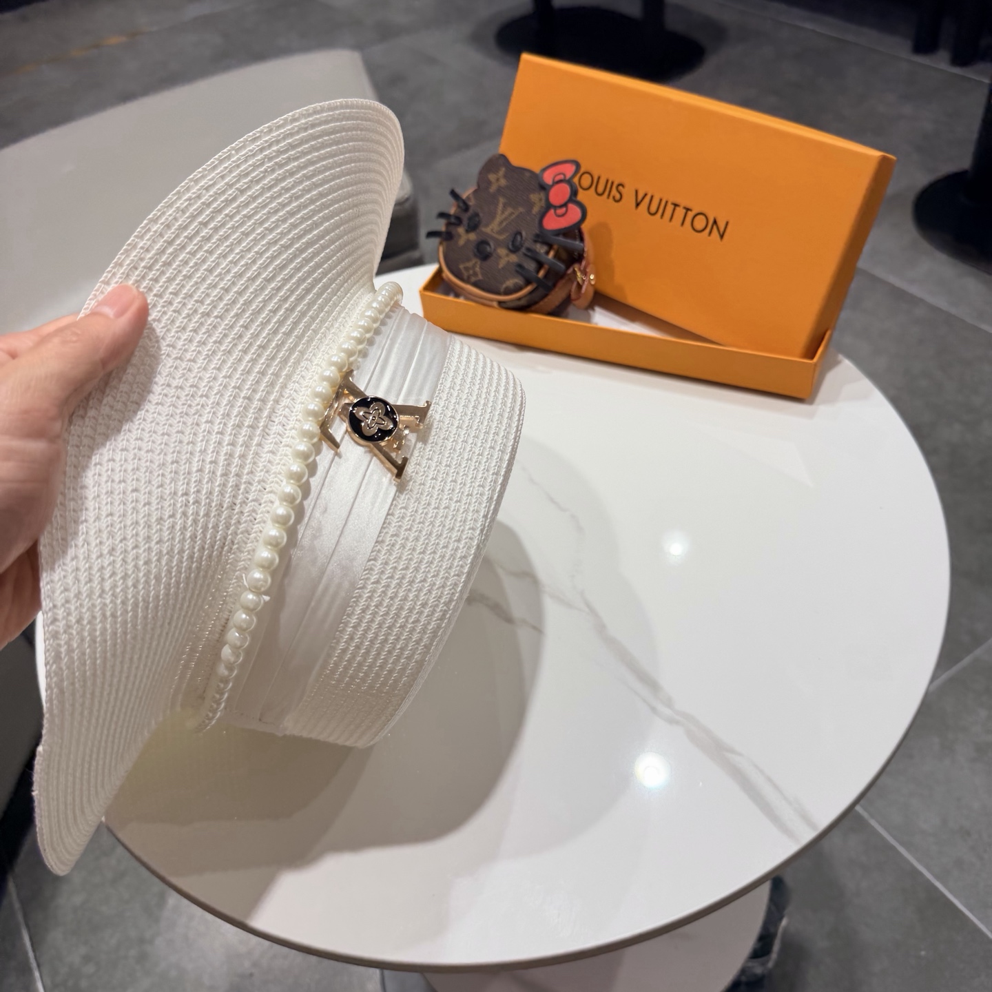 lv新款平顶草帽 头围57cm