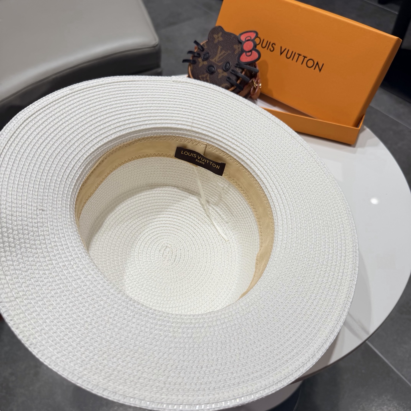 lv新款平顶草帽 头围57cm